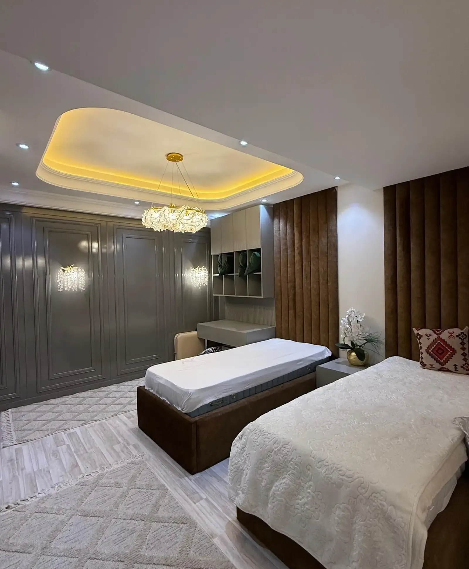 3-комн. квартира, 16 этаж, 216 м², Славянский. Улица Пушкина