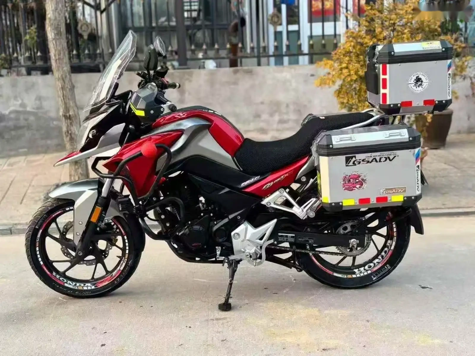 Мотоцикл Honda — фото 4