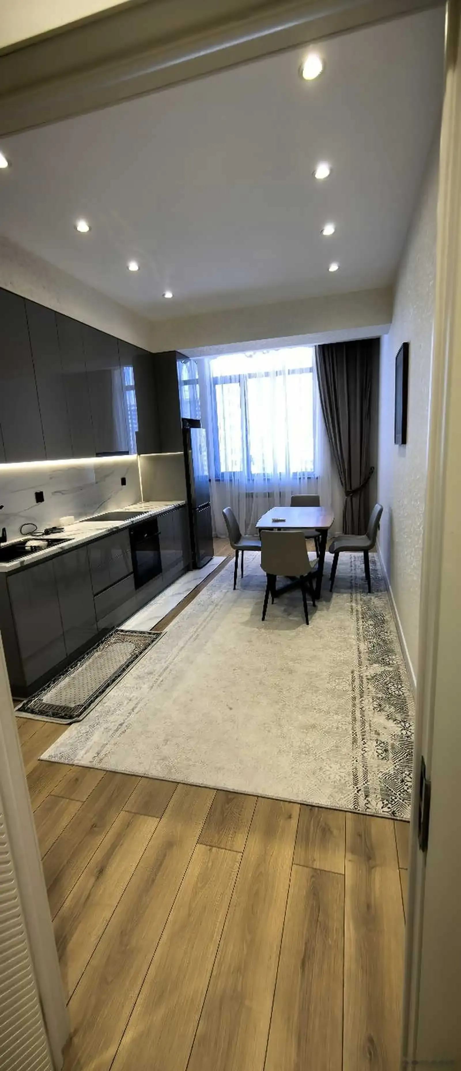 2-комн. квартира, 8 этаж, 90м², И.Сомони