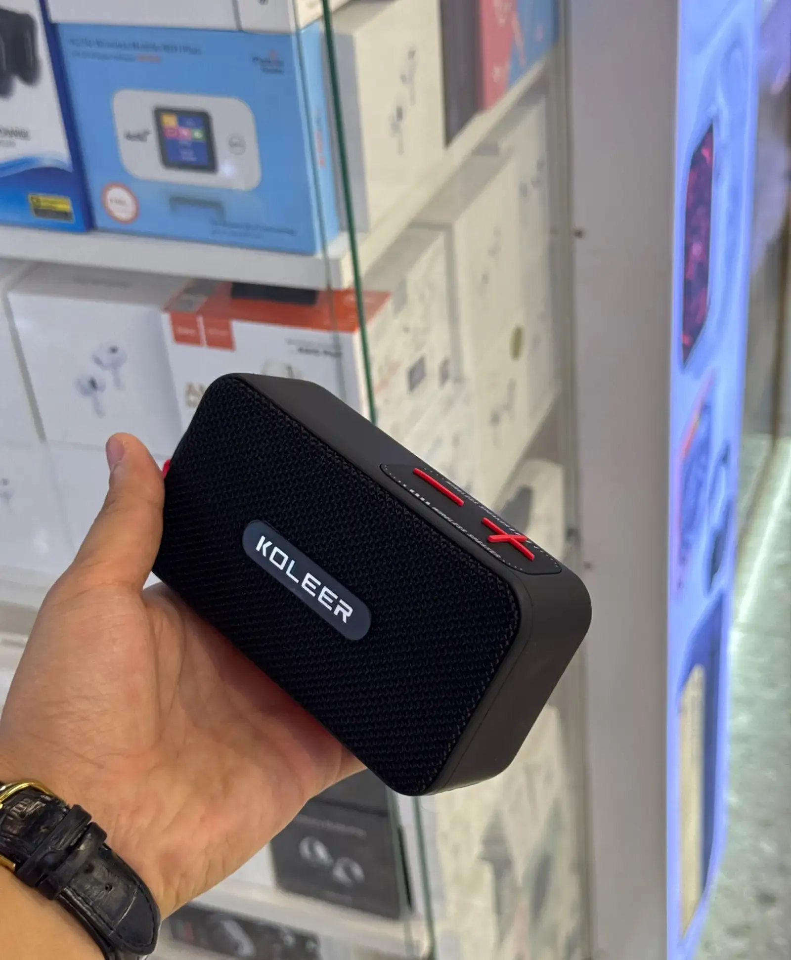 Колонка беспроводная с Bluetooth 7ВT