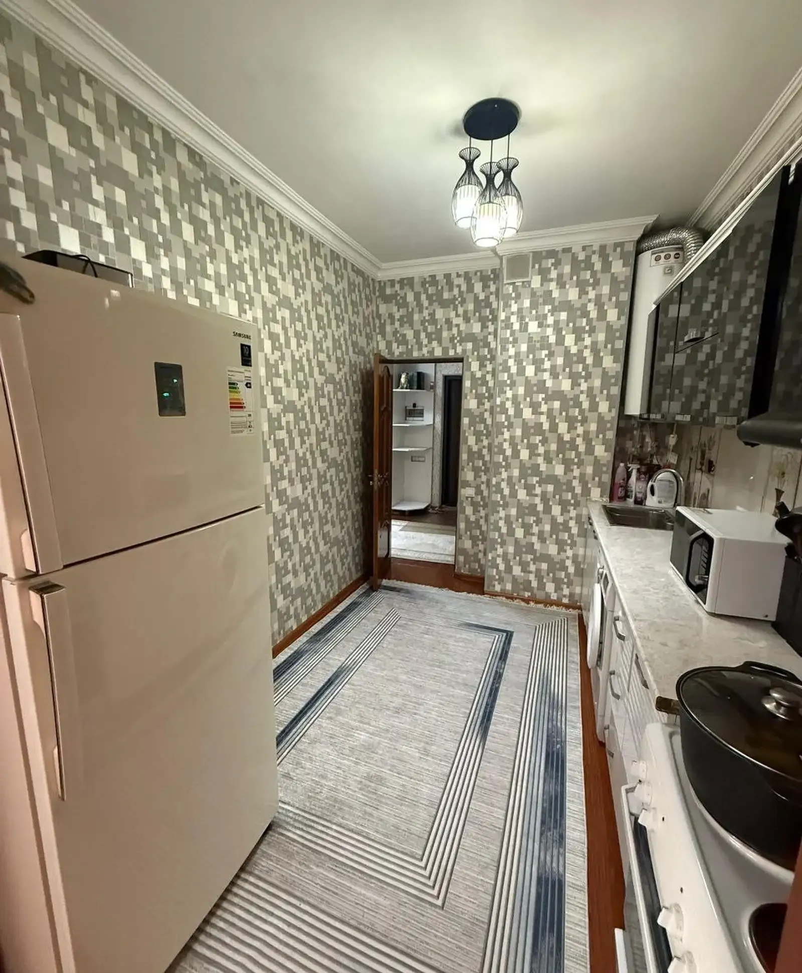 4-комн. квартира, 6 этаж, 110 м², 82 мкр