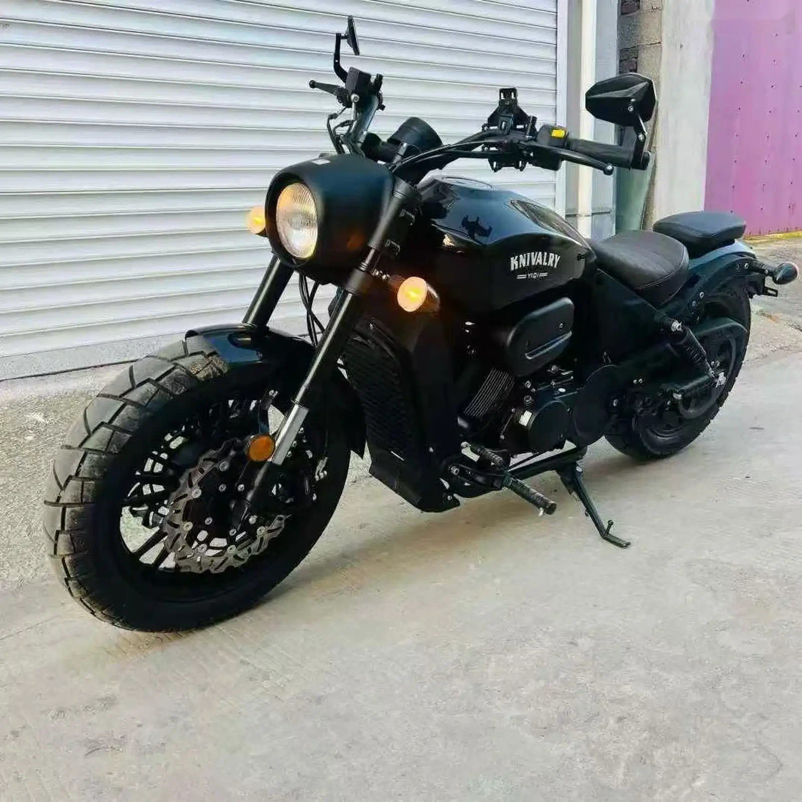 Мотоцикл Harley Davidson — фото 5