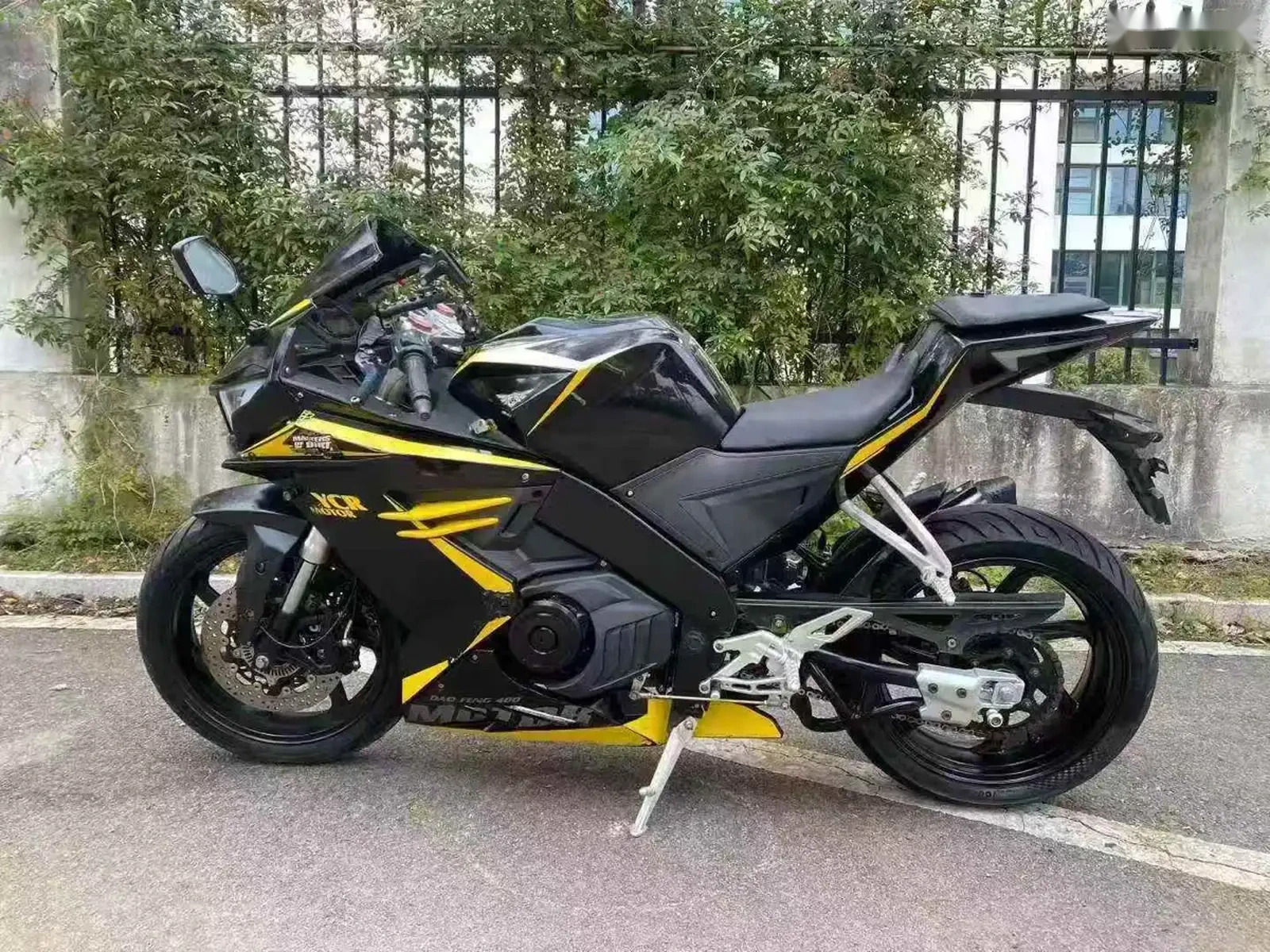 Мотоцикл Kawasaki 300 ABS — фото 3