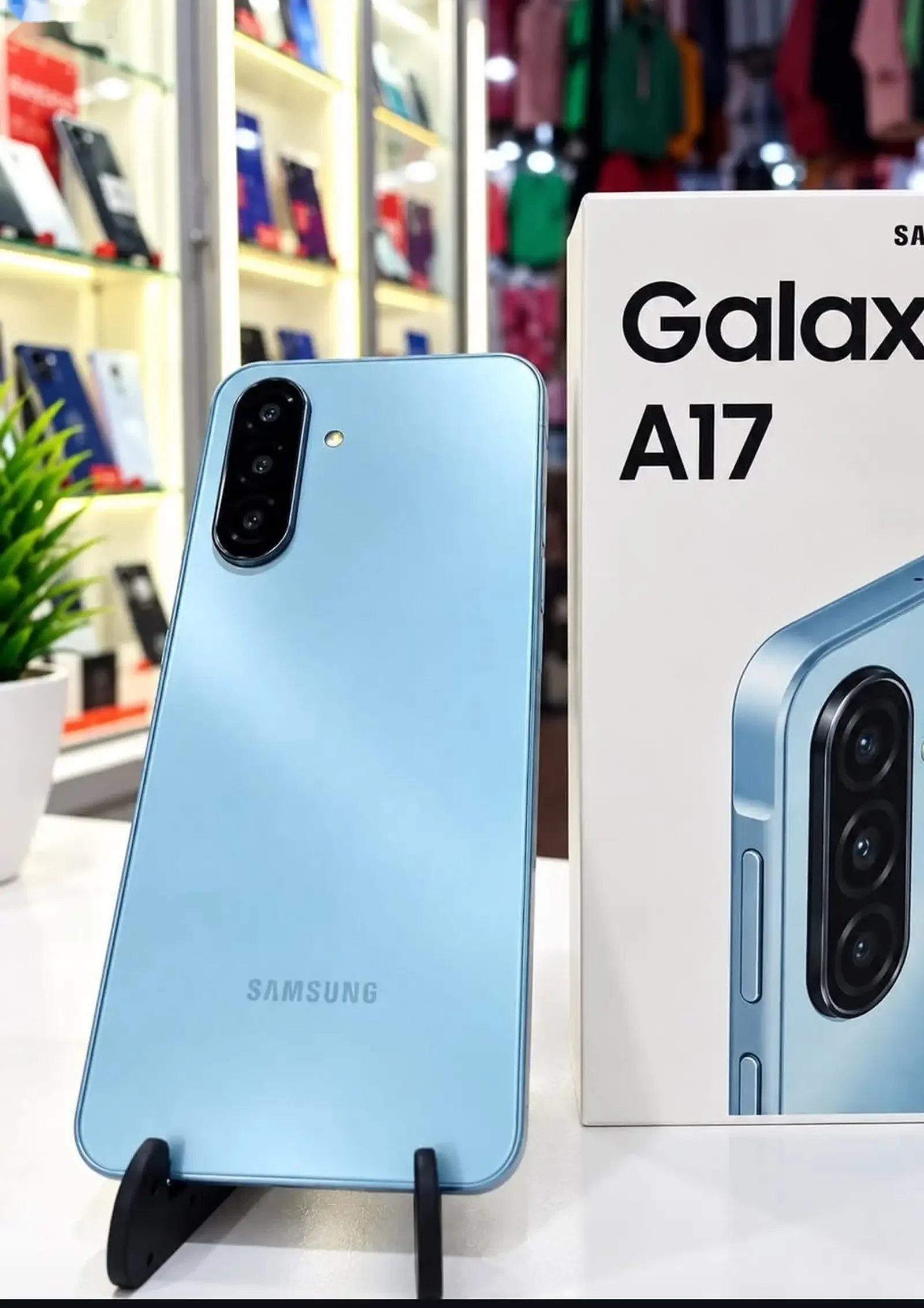 Samsung Galaxy A17 8/256Gb Blue Vietnam — фото 2