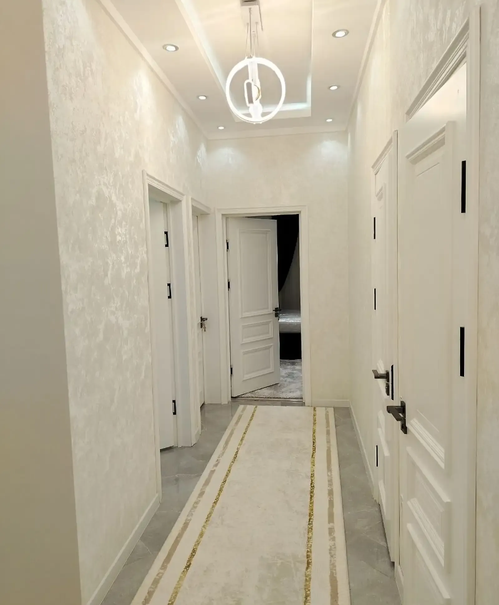 2-комн. квартира, 3 этаж, 68 м², 102мкр ру ба руи родом