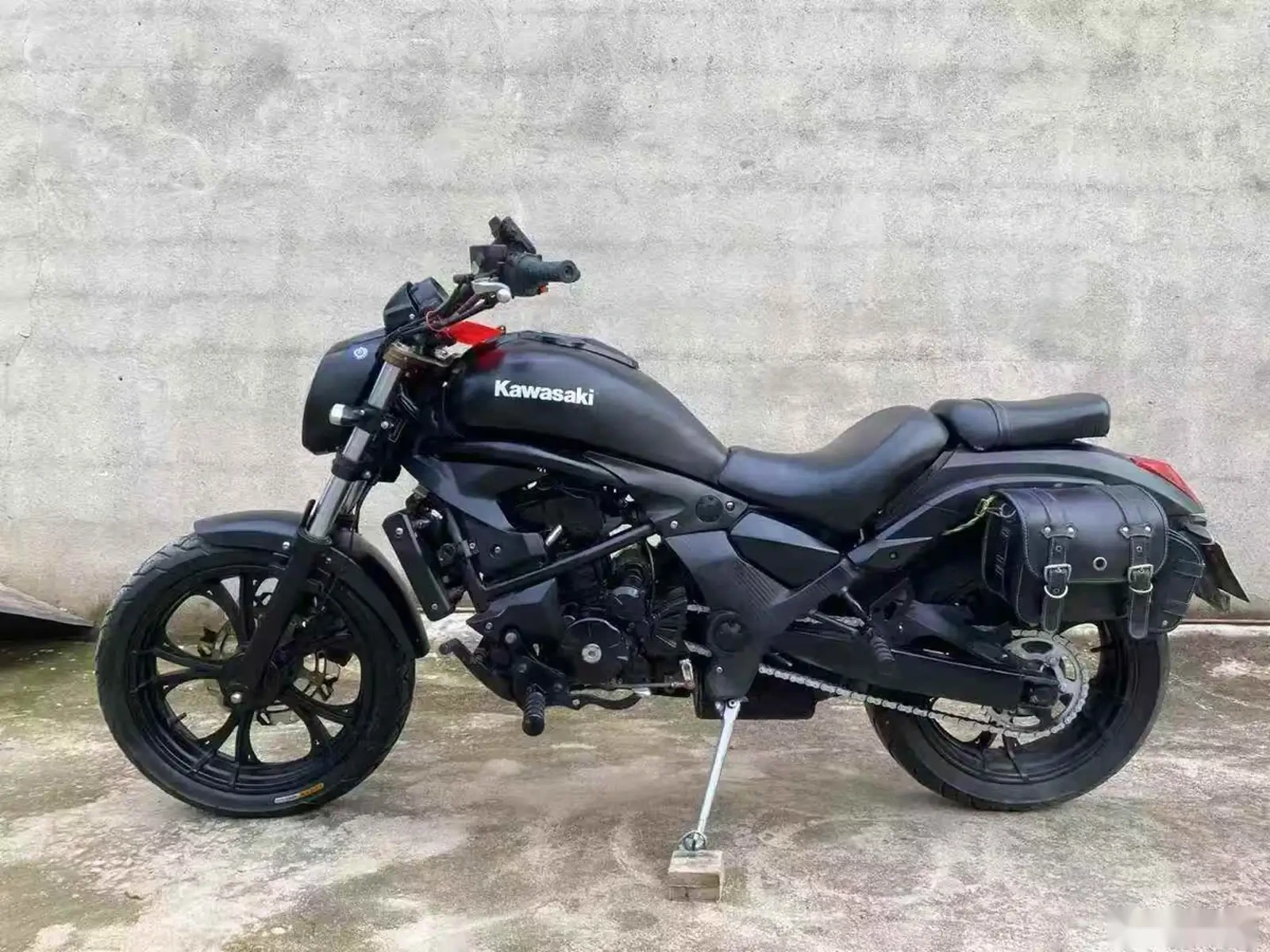 Мотоцикл Harley-Davidson — фото 2