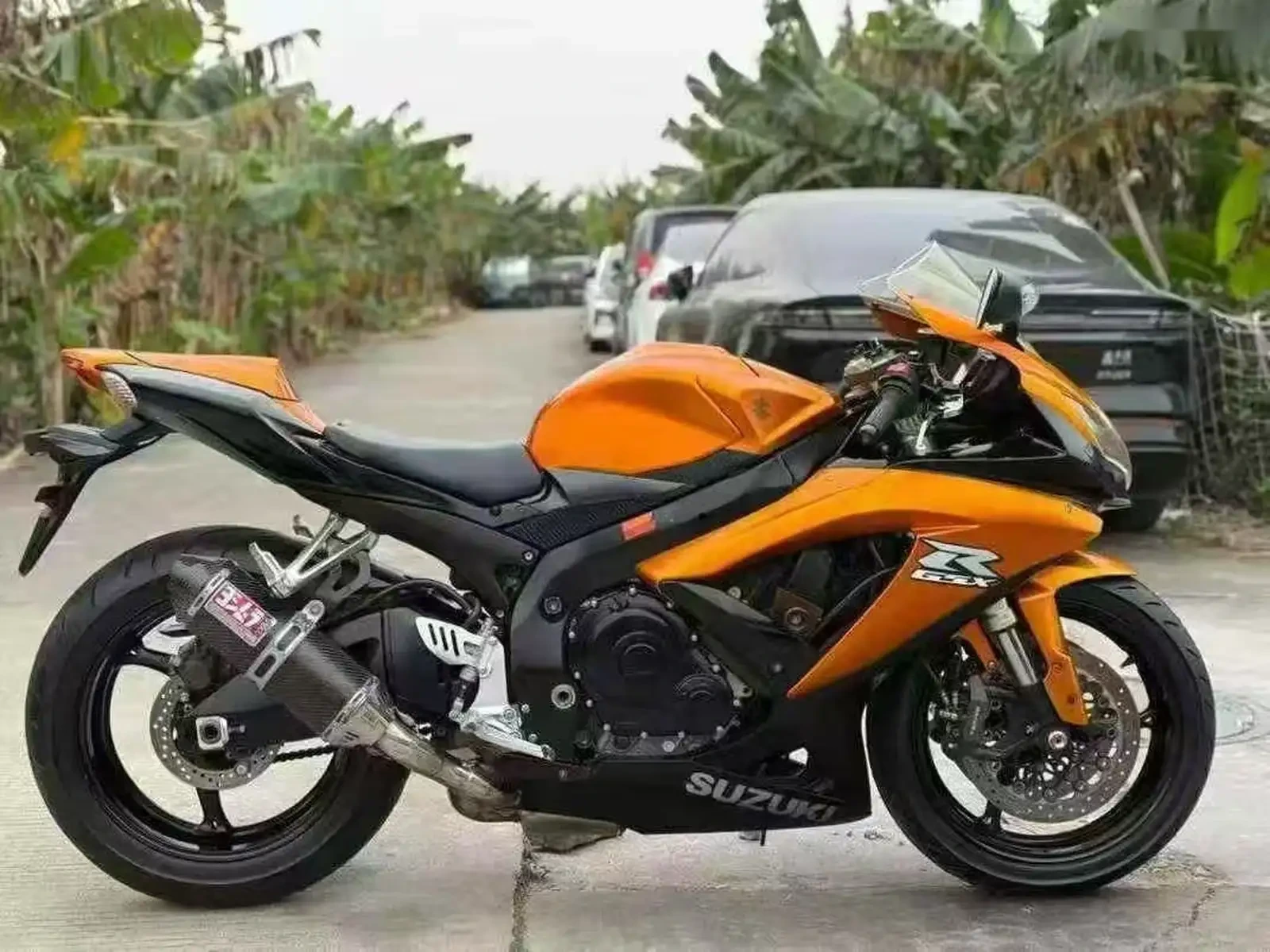 Мотоцикл Suzuki — фото 3