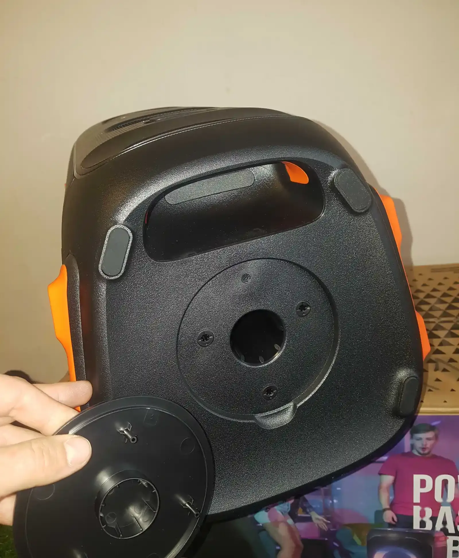 Колонка JBL 110