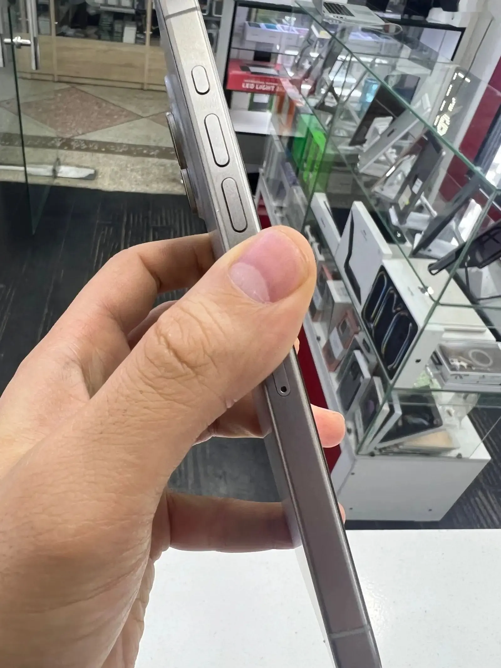 Apple iPhone 15 Pro Max, 256 gb, Natural Titanium