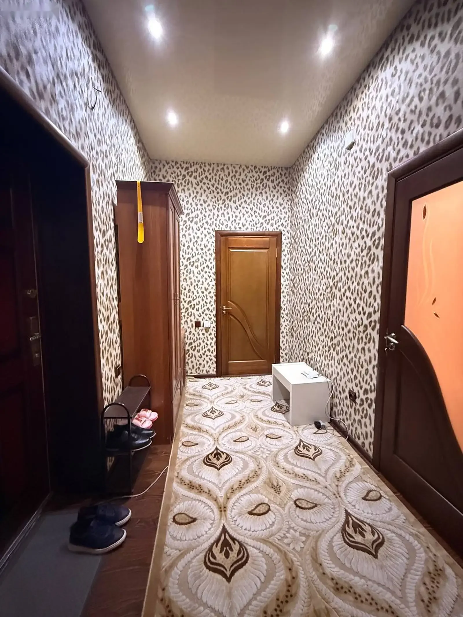2-комн. квартира, 13 этаж, 59м², Исмоили Сомони Домпечат Швили — фото 8
