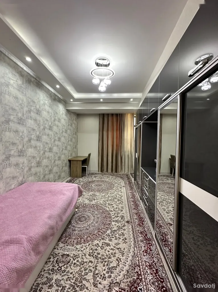 3-комн. квартира, 10 этаж, 123 м², Поворот аэропорта, улица Айни, Чордома, Район Шохмансур