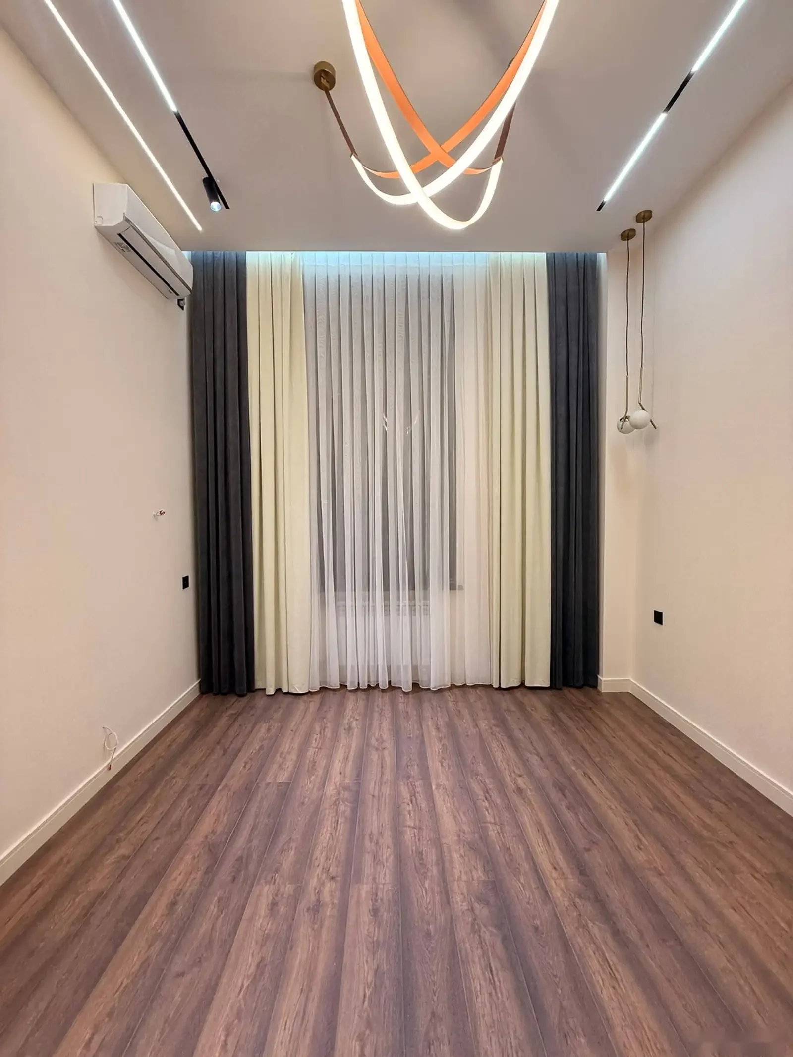 2-комн. квартира, 1 этаж, 62 м², Исмоили Сомони, Мехргон — фото 3