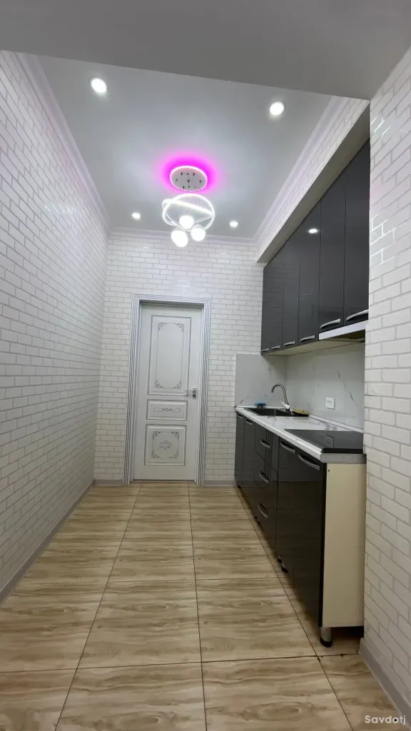 2-комн. квартира, 15 этаж, 70м², сино