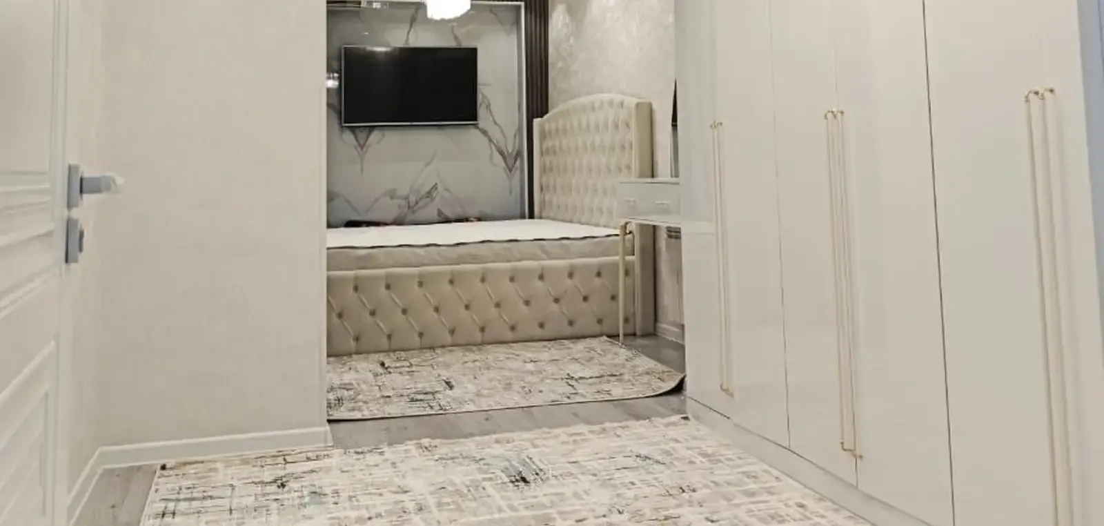 3-комн. квартира, 3 этаж, 100 м², Фирдавси 64мкр
