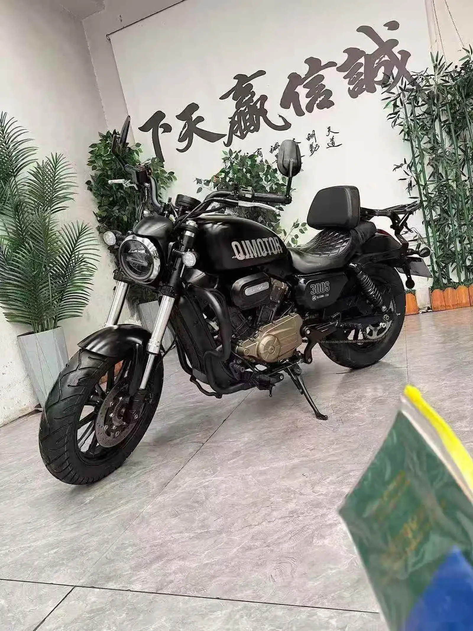 Мотоцикл Harley-Davidson — фото 4