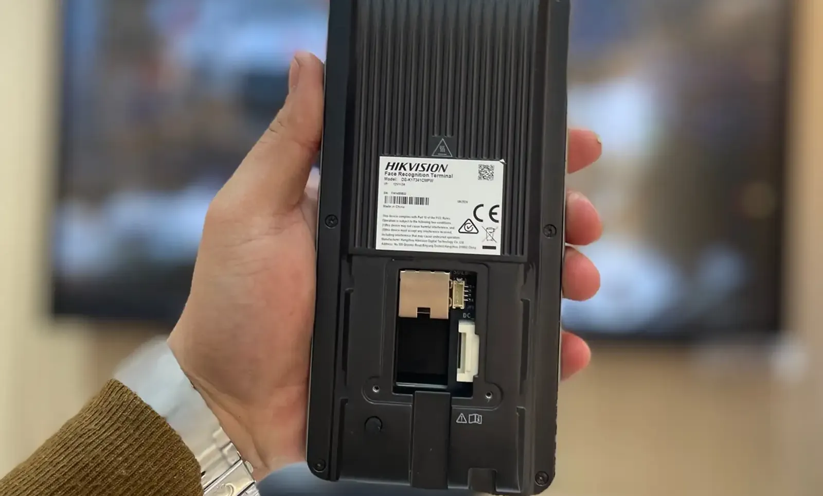 Терминал доступа Face Hikvision DS-K1T341CMFW
