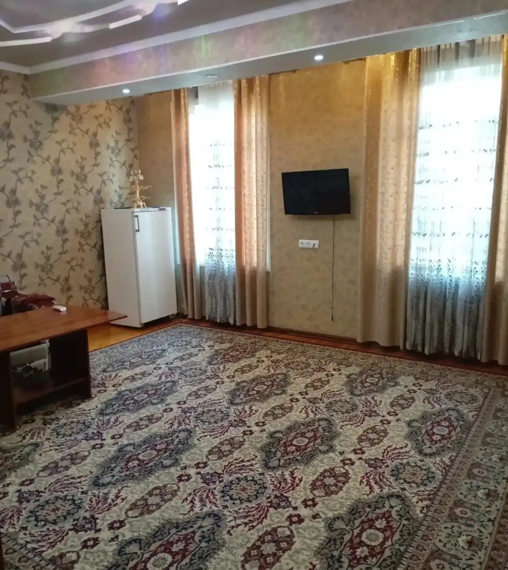 2-комн. квартира, 3 этаж, 55м², Шолкамбинат