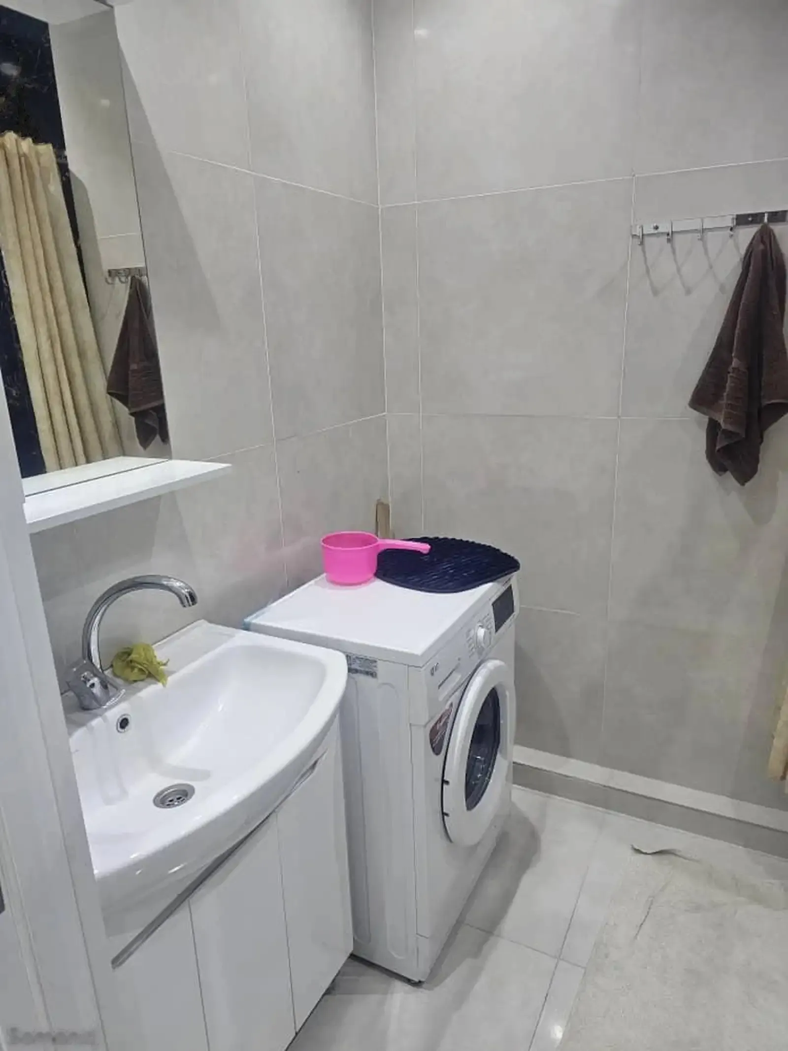 2-комн. квартира, 6 этаж, 63м², Шохмансур