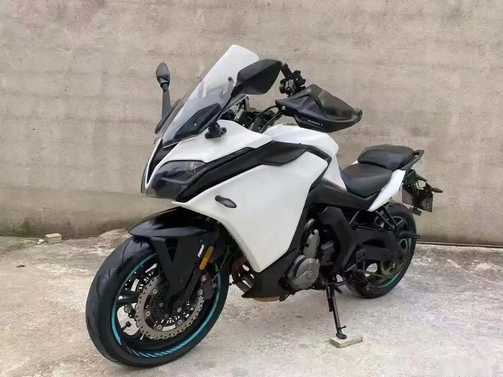 Мотоцикл Ducati — фото 2