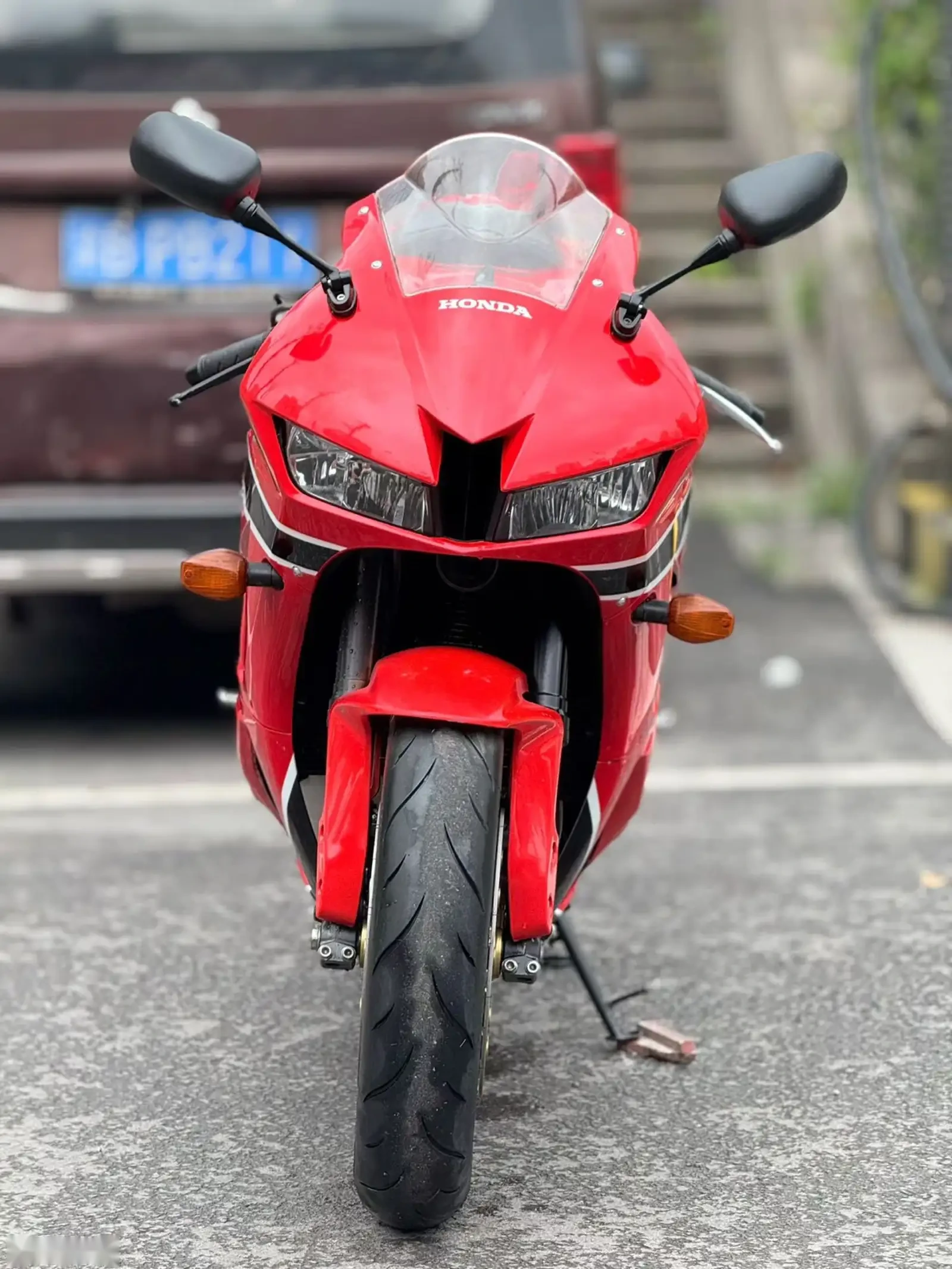 Мотоцикл Honda cbr600 — фото 2