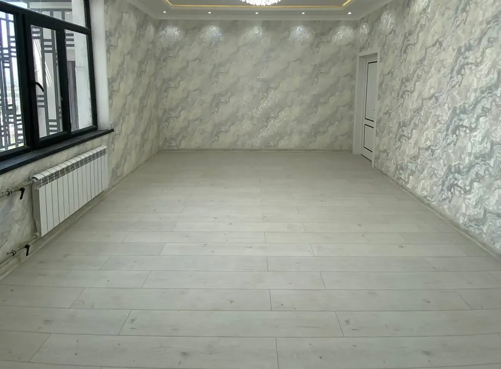 3-комн. квартира, 12 этаж, 99 м², Фирдавси