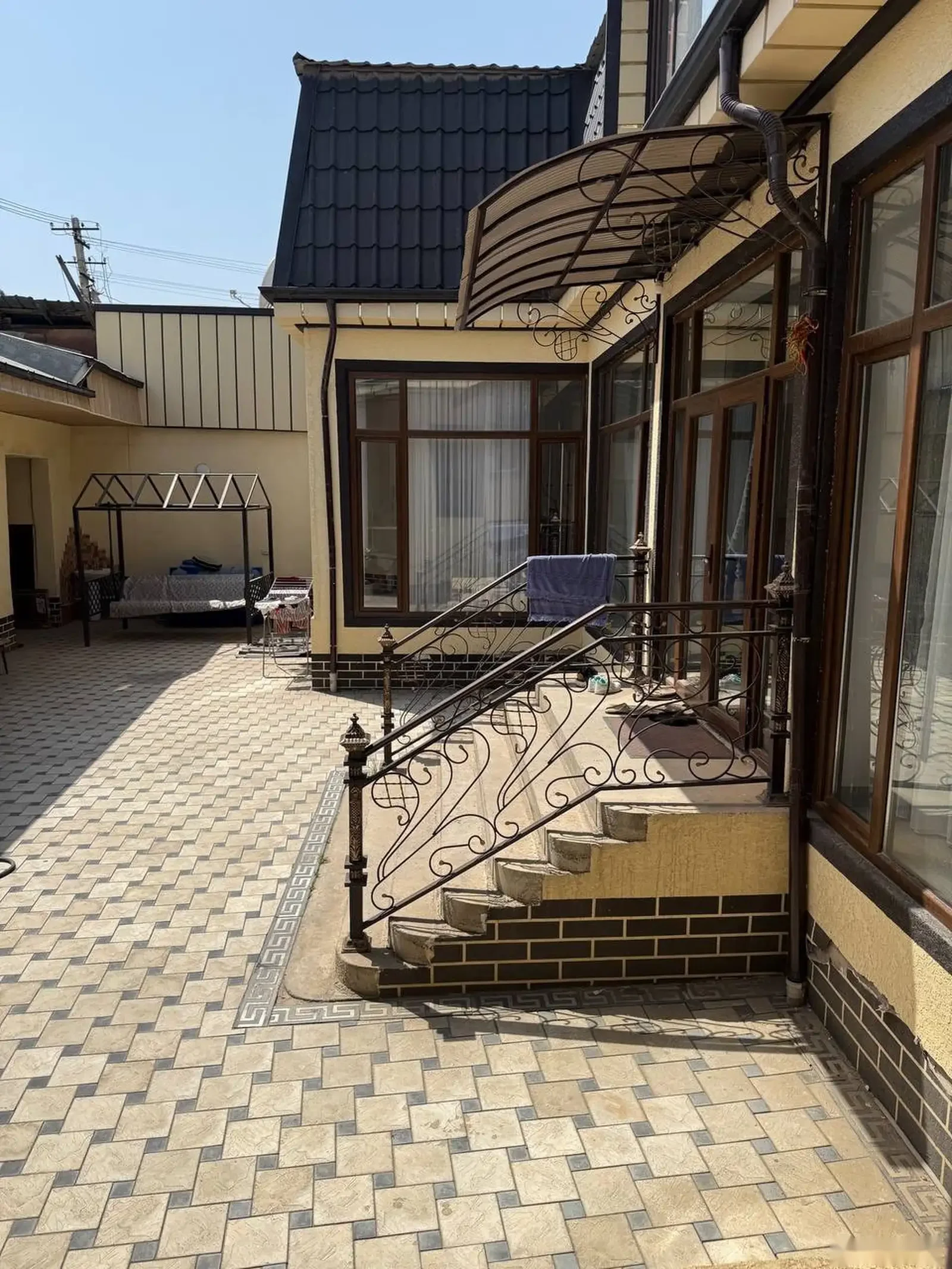 1-этажный, 8 комнатный дом, 350 м², Сомони — фото 2
