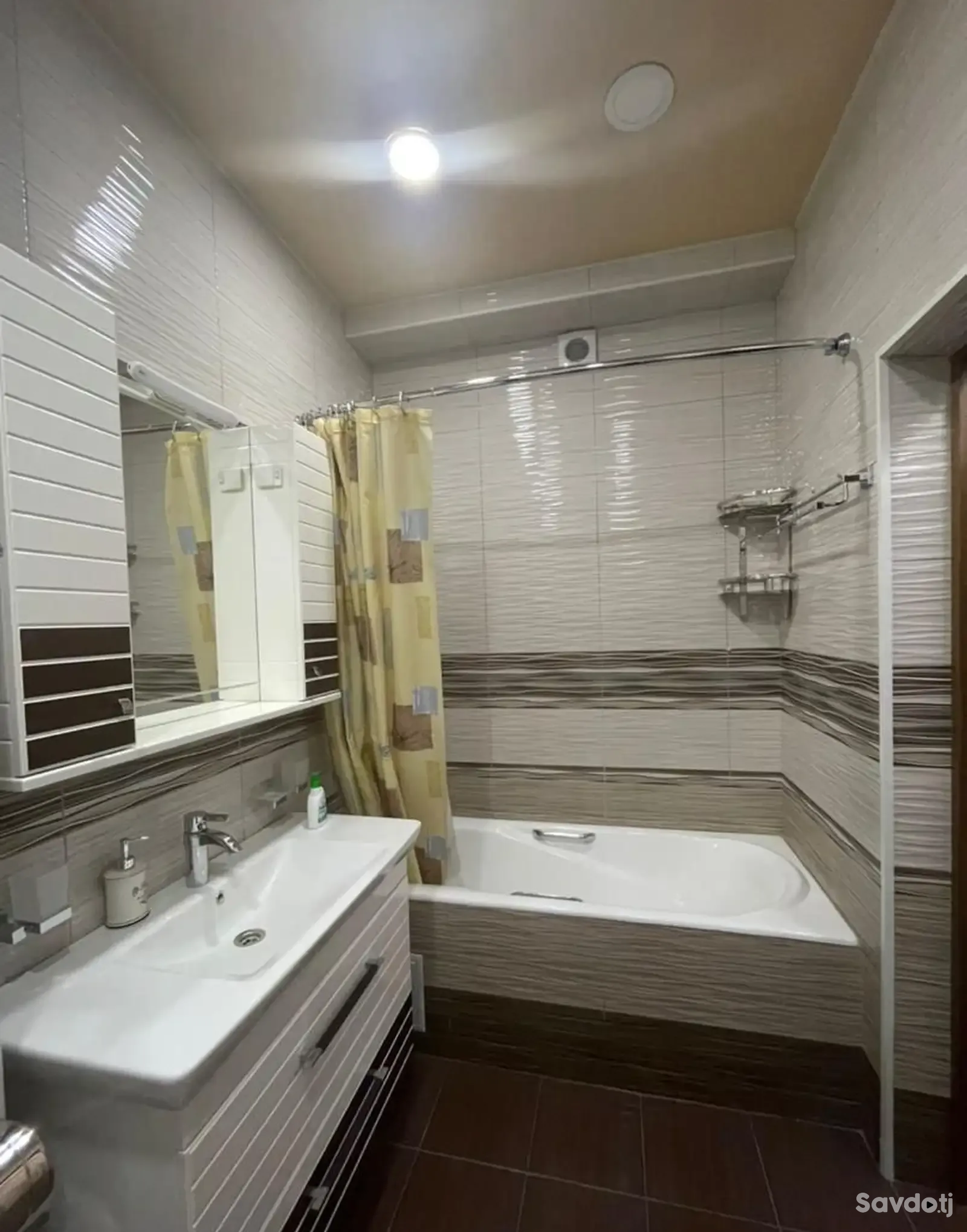 2-комн. квартира, 5 этаж, 85м², Сомони 8 март
