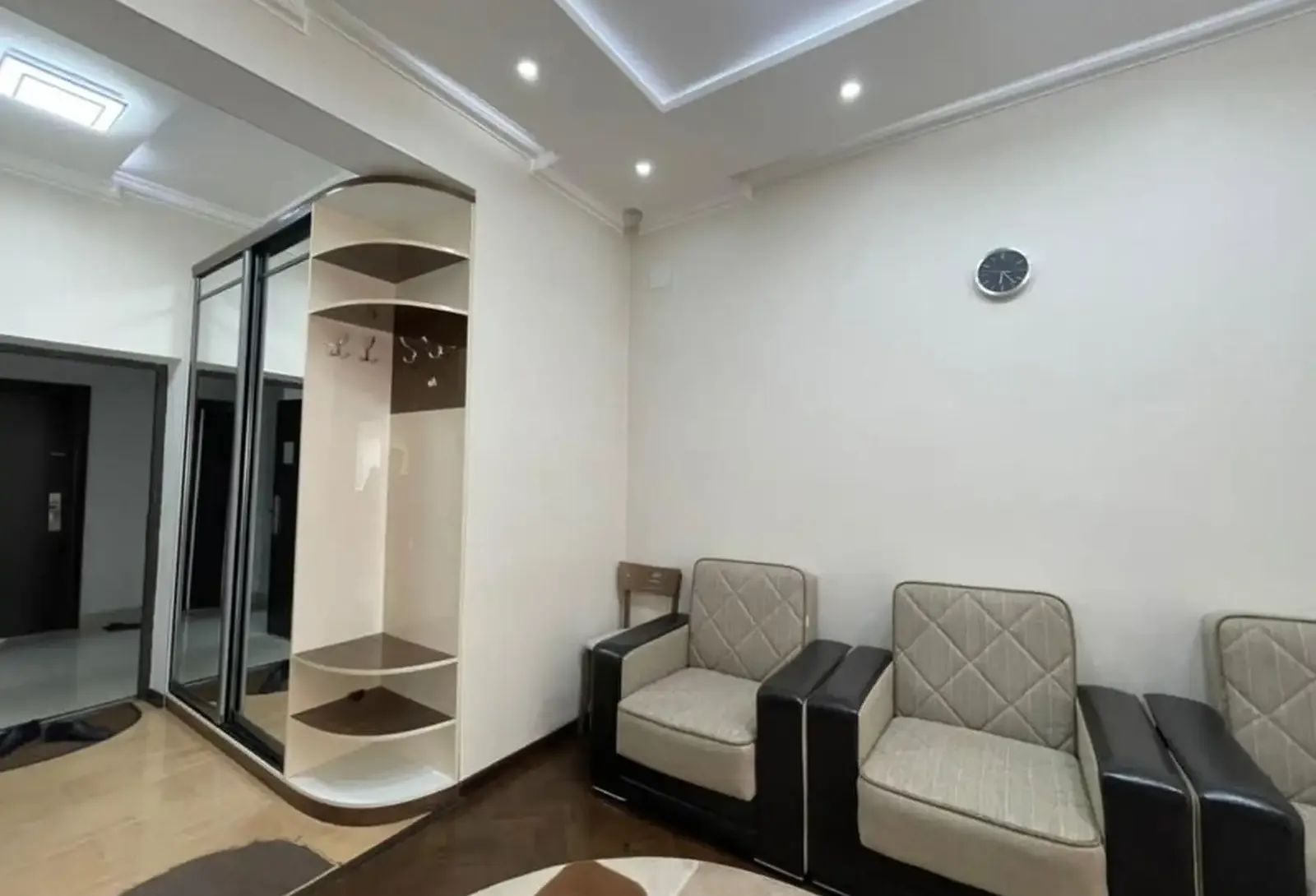 3-комн. квартира, 10 этаж, 107м², И.Сомони