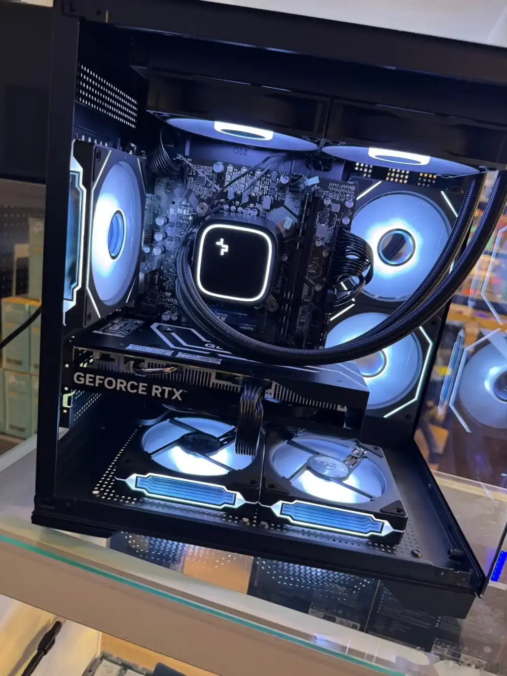 Системный блок core i7 14700KF/RAM 32GB DDR 5/RTX 5060/NVME M2 1TB