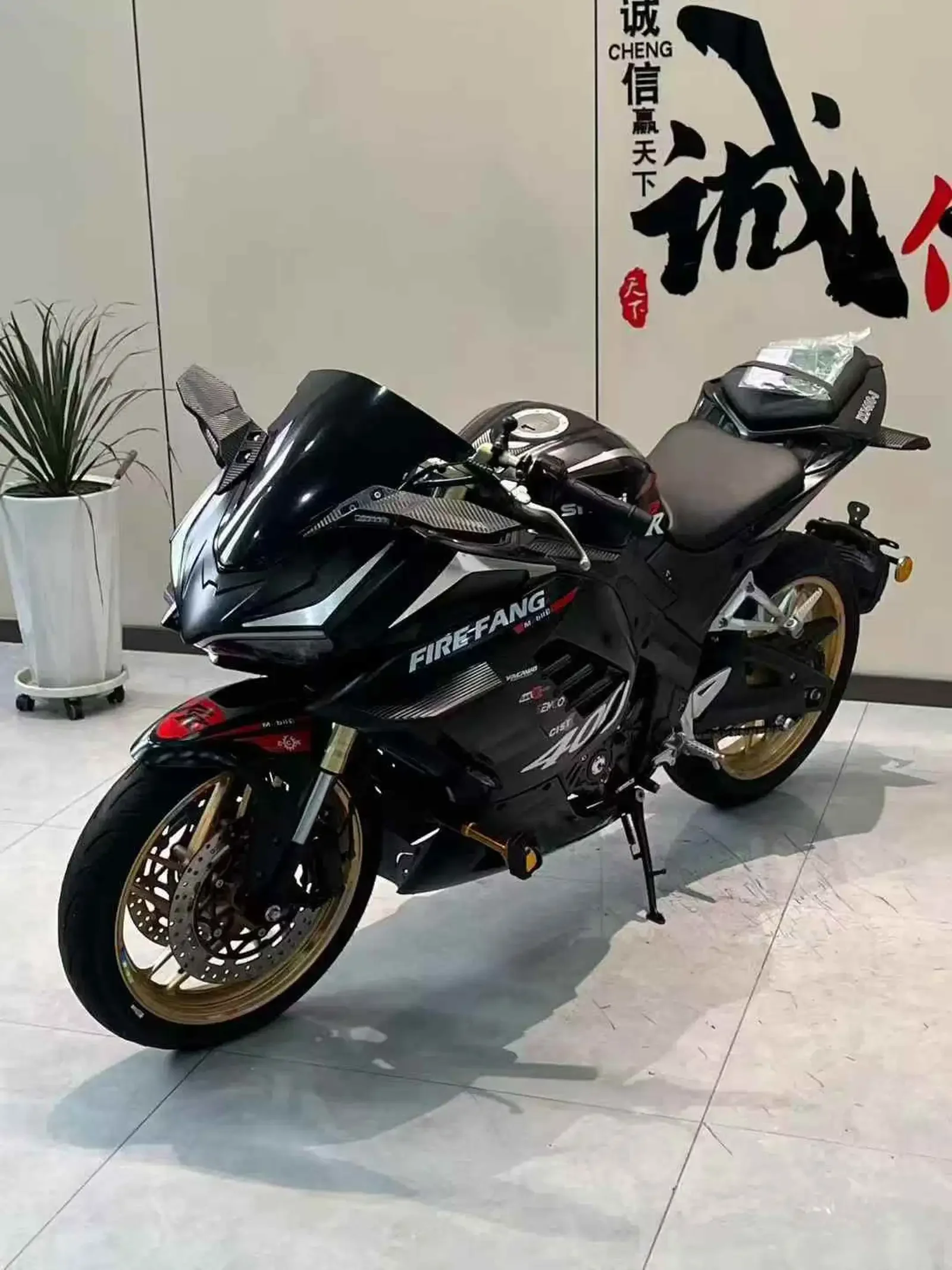 Мотоцикл Suzuki 400 — фото 3