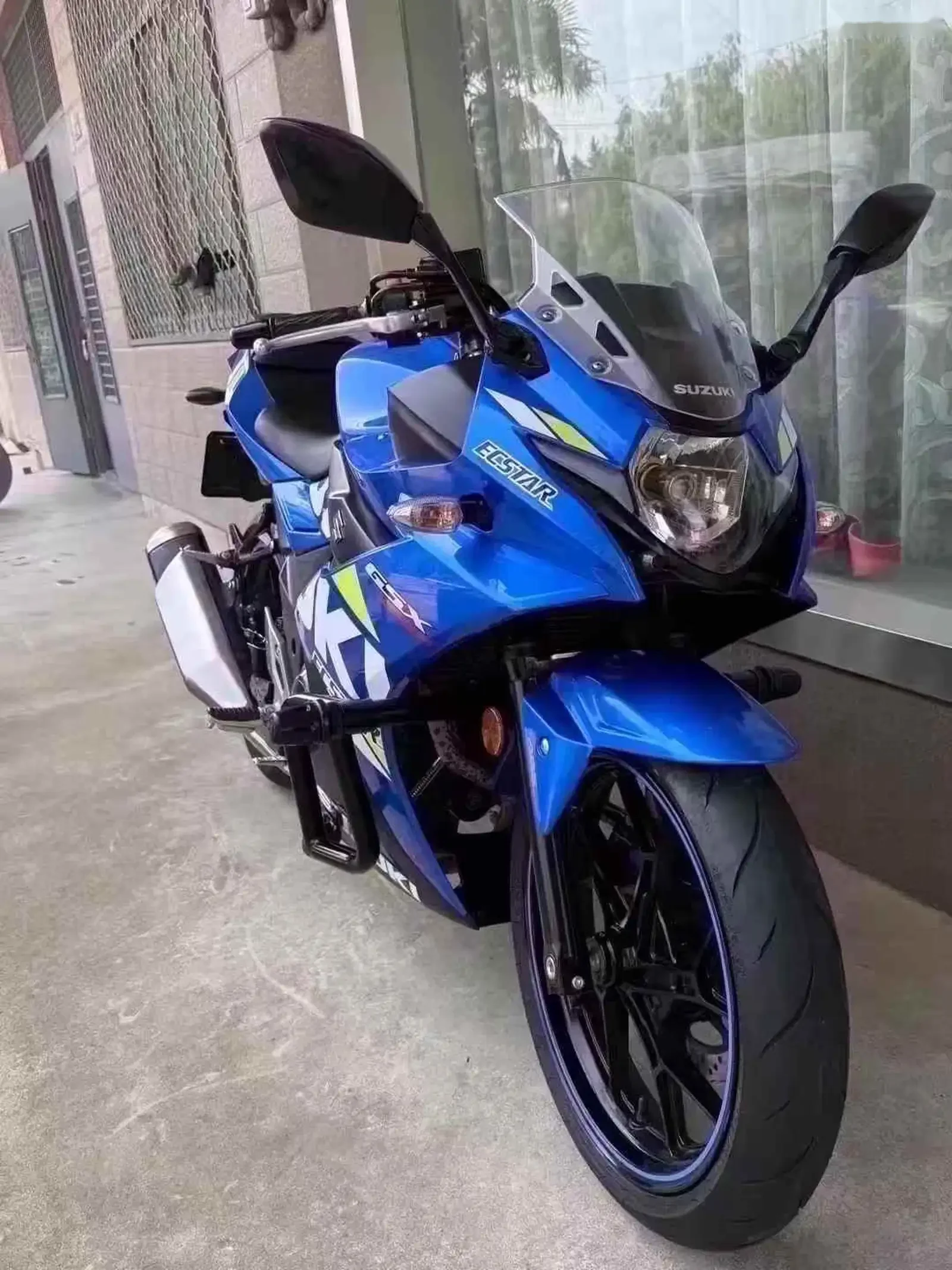 Мотоцикл Suzuki GSX250 на заказ — фото 3