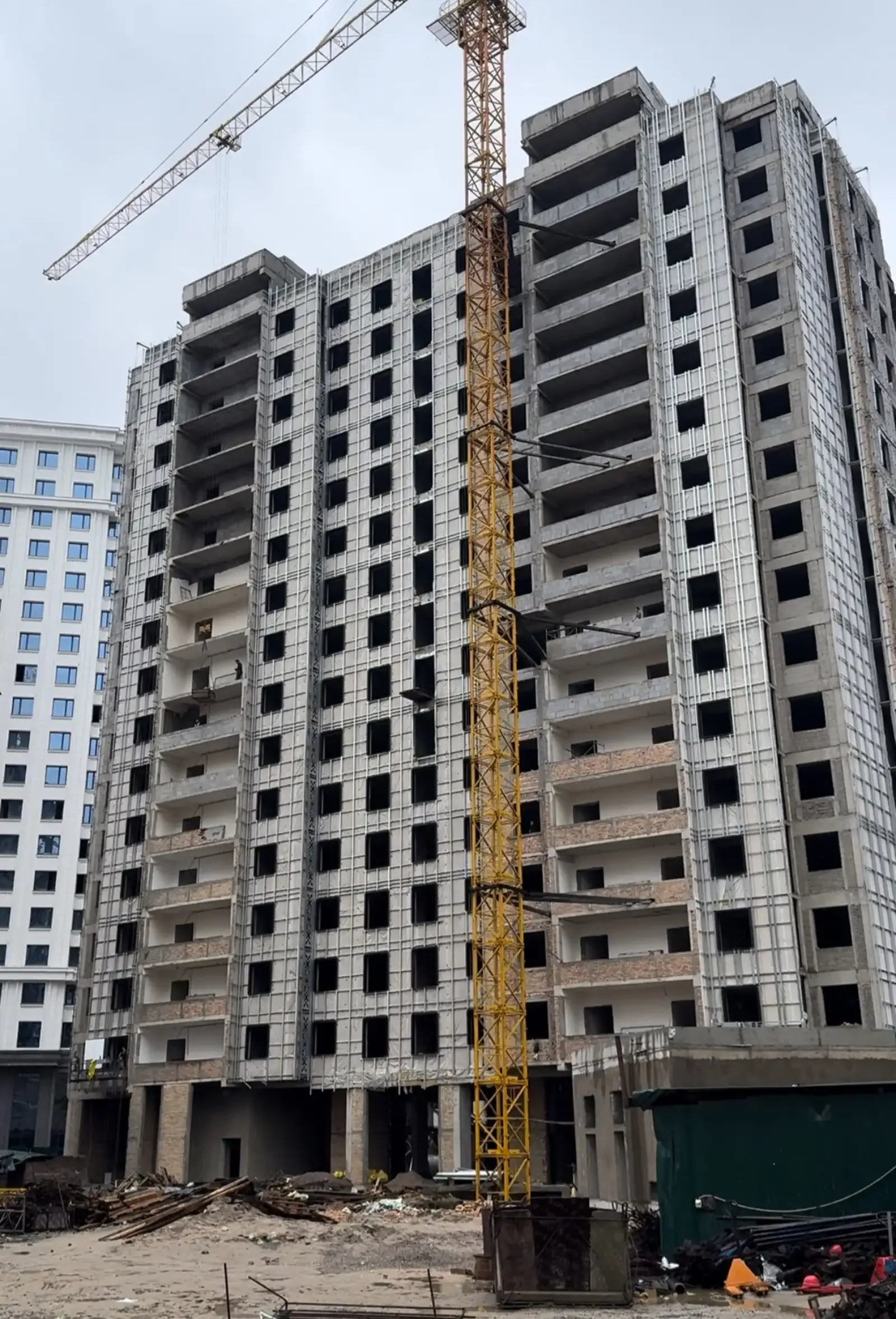 3-комн. квартира, 6 этаж, 97 м², Ёвар главный / Сим Сим / Артел