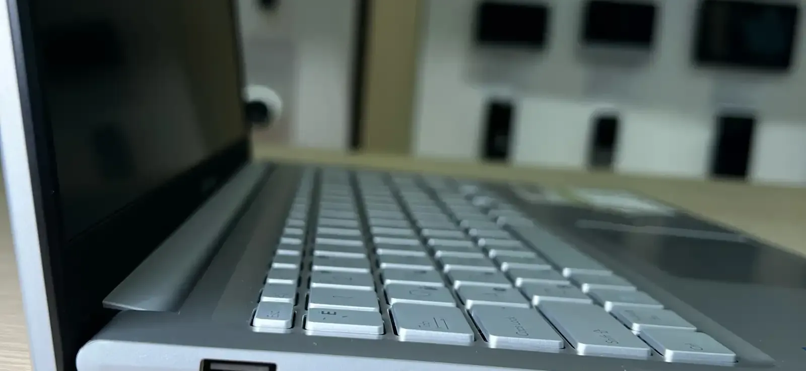 Ноутбук Asus Vivobook core i5 16/SSD512GB