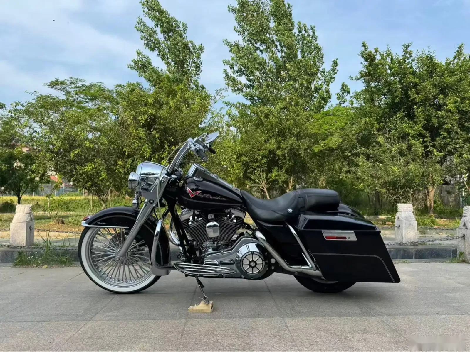 Мотоцикл Harley Devidson — фото 3