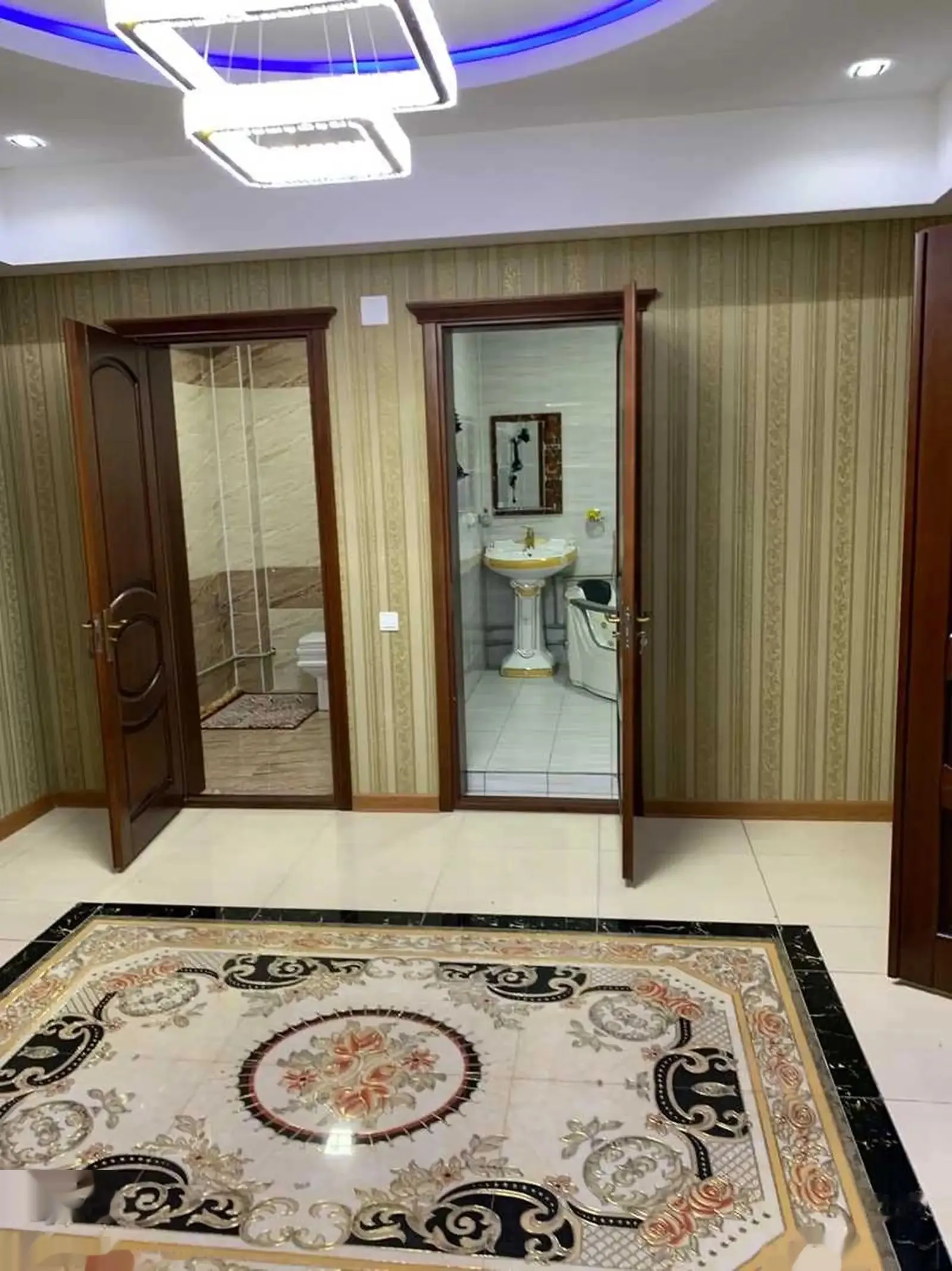 2-комн. квартира, 3 этаж, 120м², И. Сомони