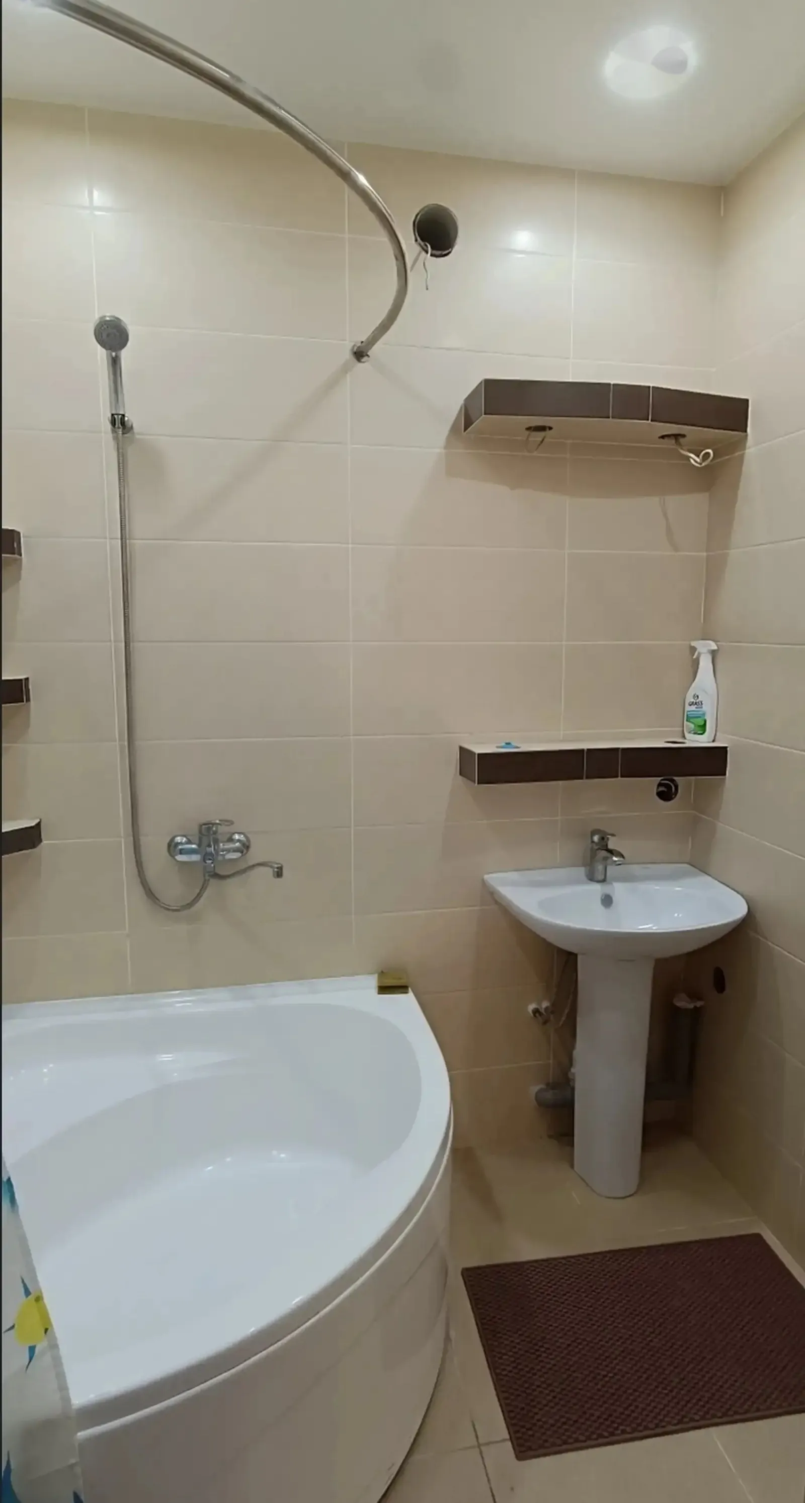 2-комн. квартира, 4 этаж, 60м², Панчшанбе