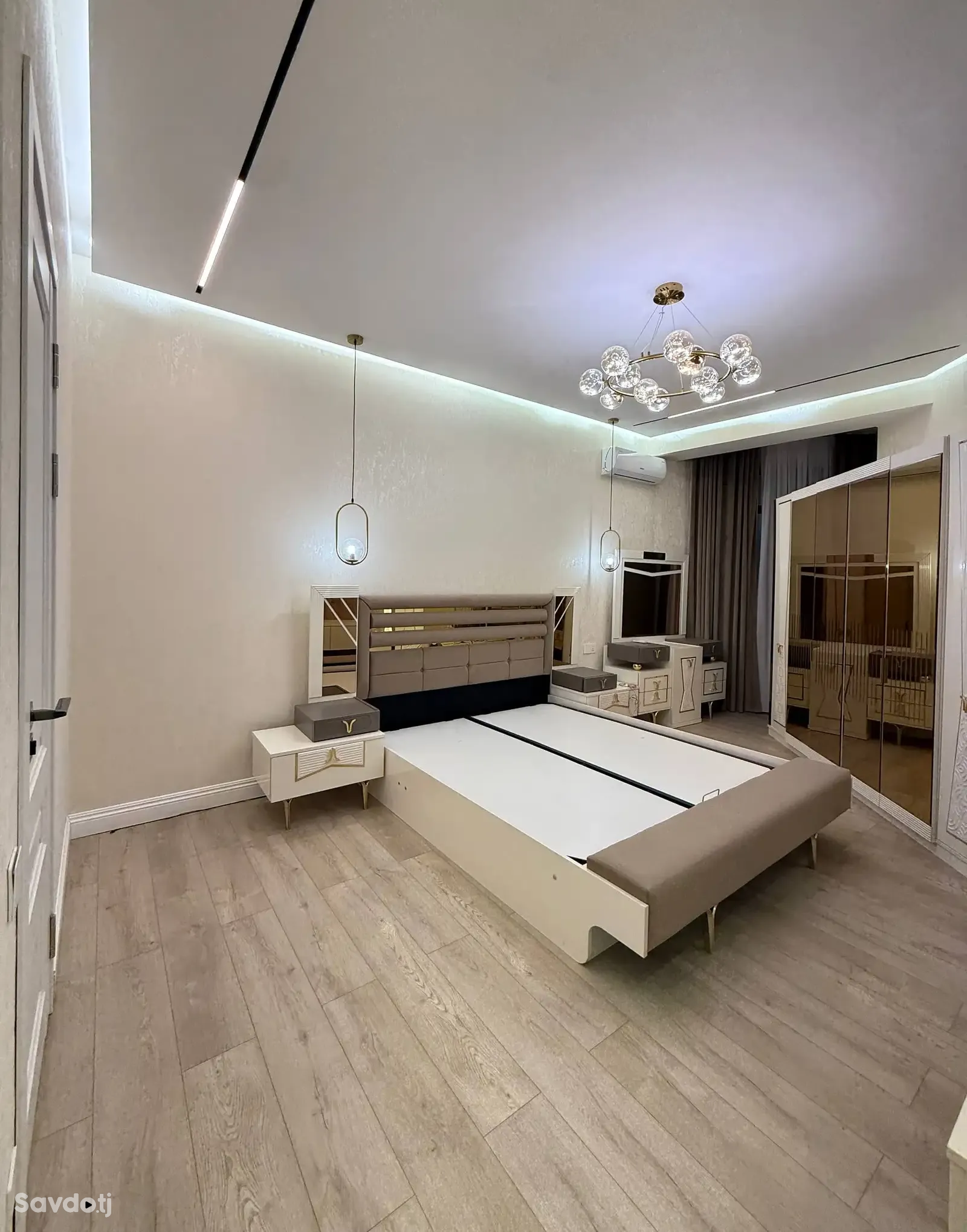4-комн. квартира, 3 этаж, 215 м², И.Сомони