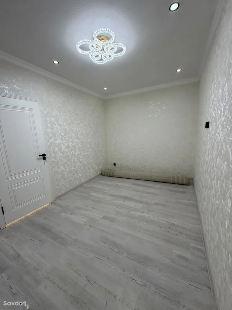 2-комн. квартира, 4 этаж, 80м², Шохмансур
