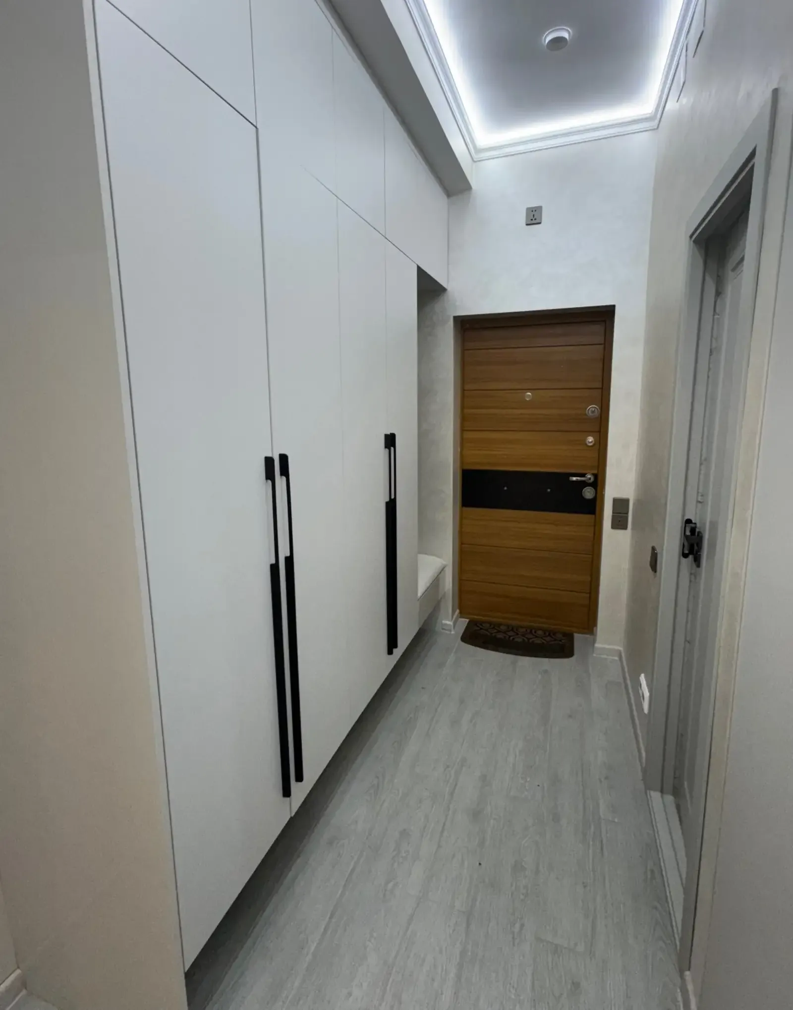 2-комн. квартира, 12 этаж, 60м², Созидание, куч. Айни, Скорая