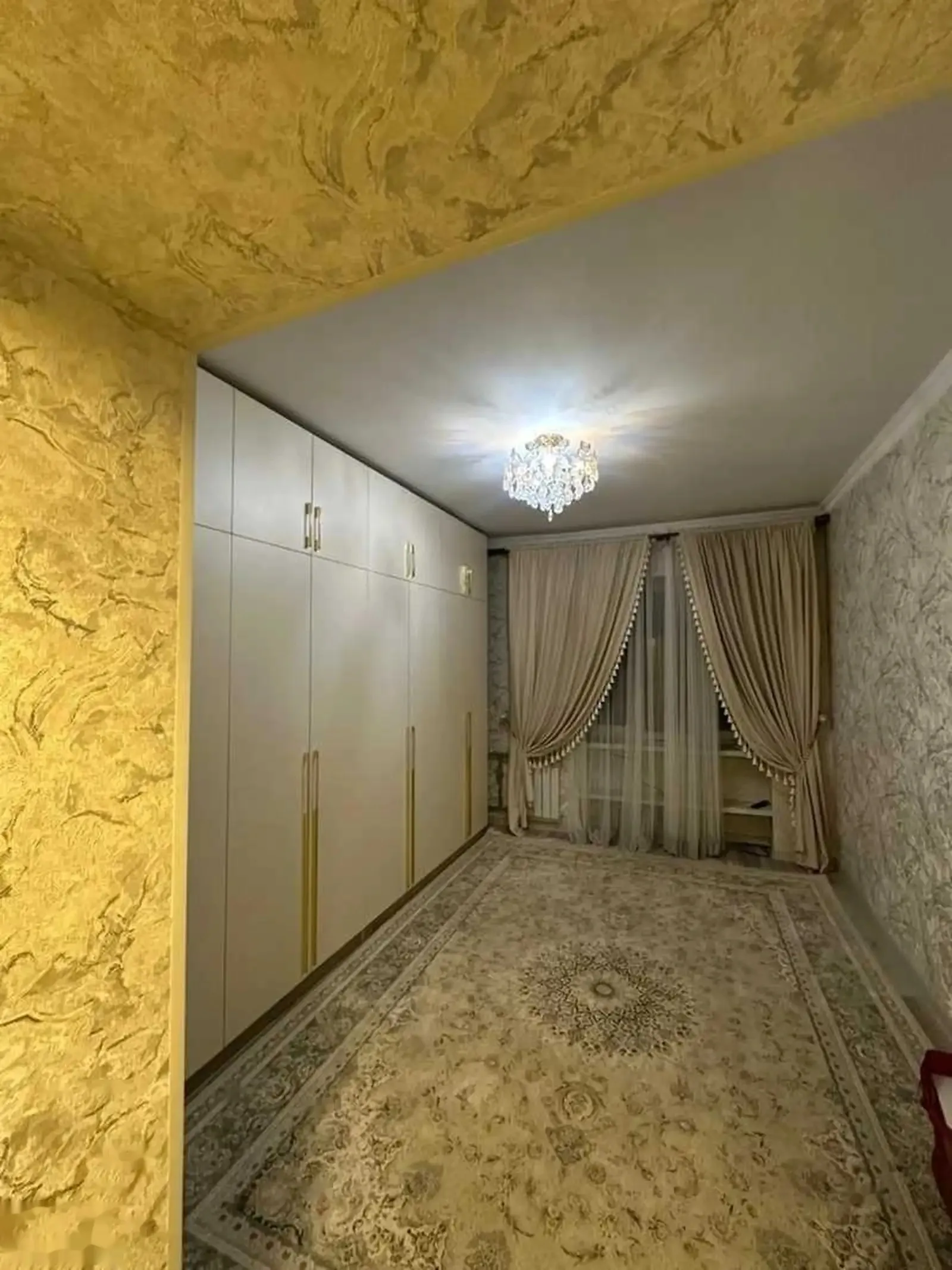 2-комн. квартира, 1 этаж, 67м², 84 мкр Хумо Банк