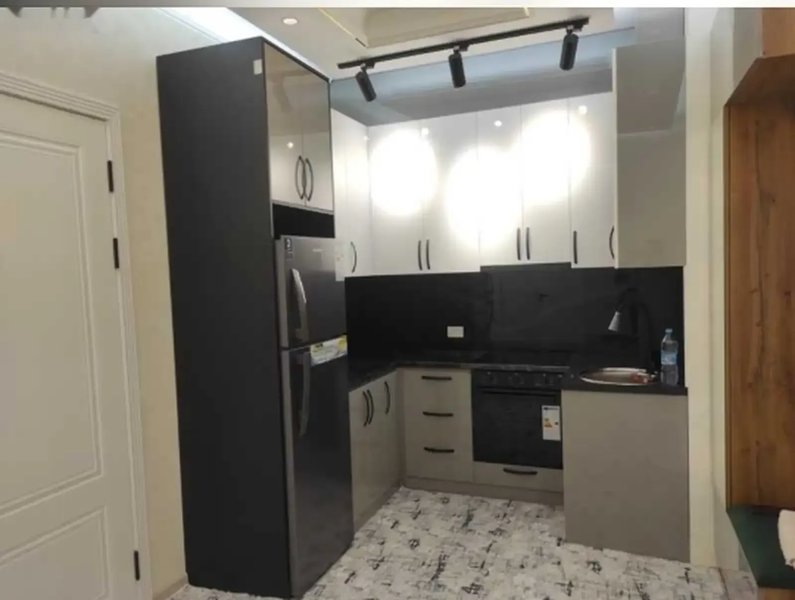 2-комн. квартира, 12 этаж, 53м², шохмансур