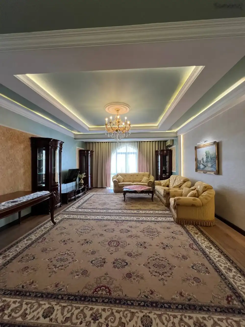 6-комн. квартира, 10 этаж, 270 м², Сомони