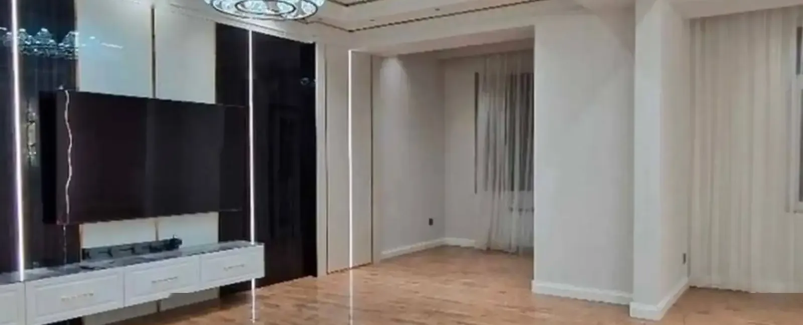 3-комн. квартира, 5 этаж, 100 м², Фирдавси