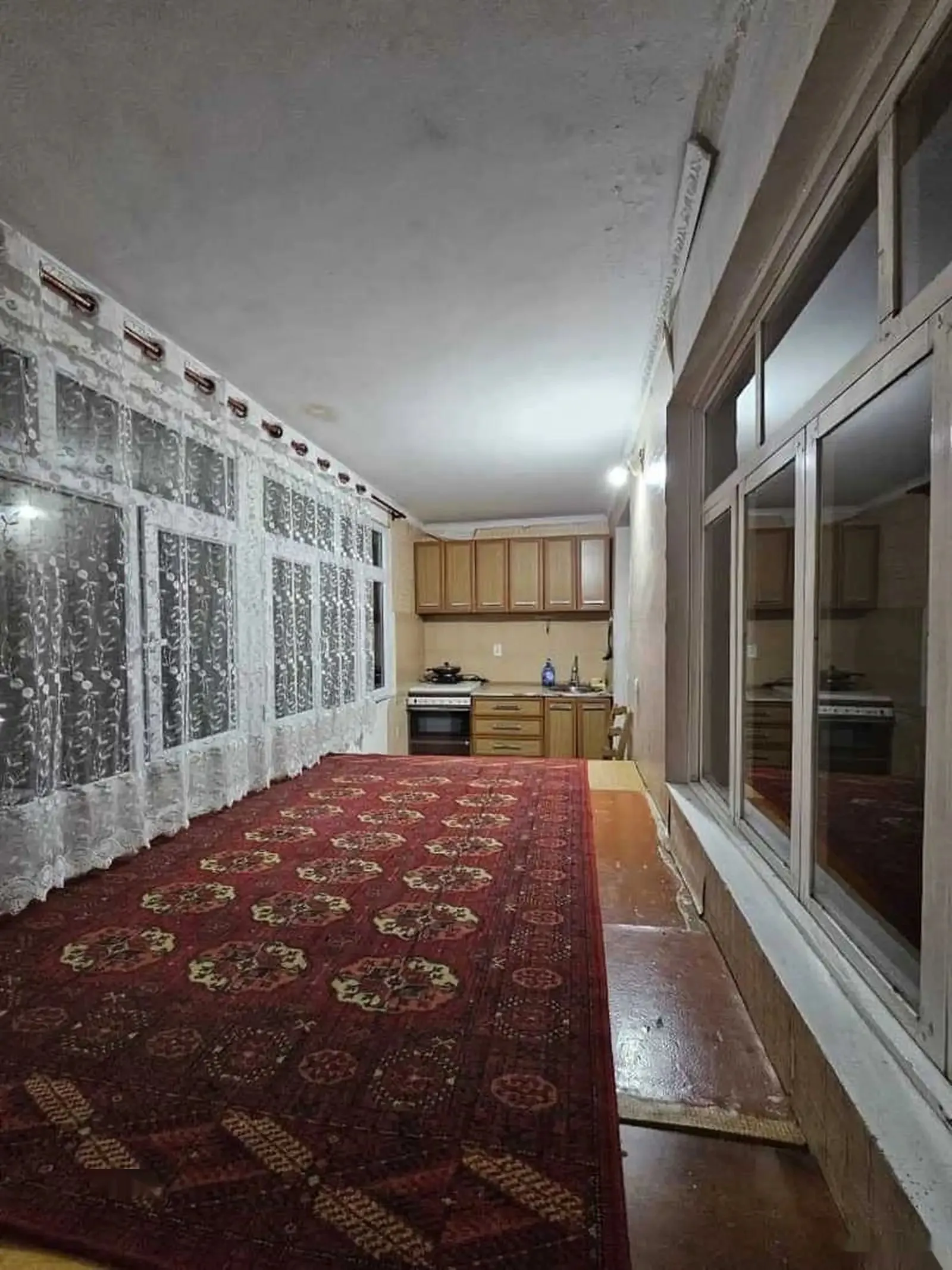 2-комн. квартира, 4 этаж, 70м², 101мкр
