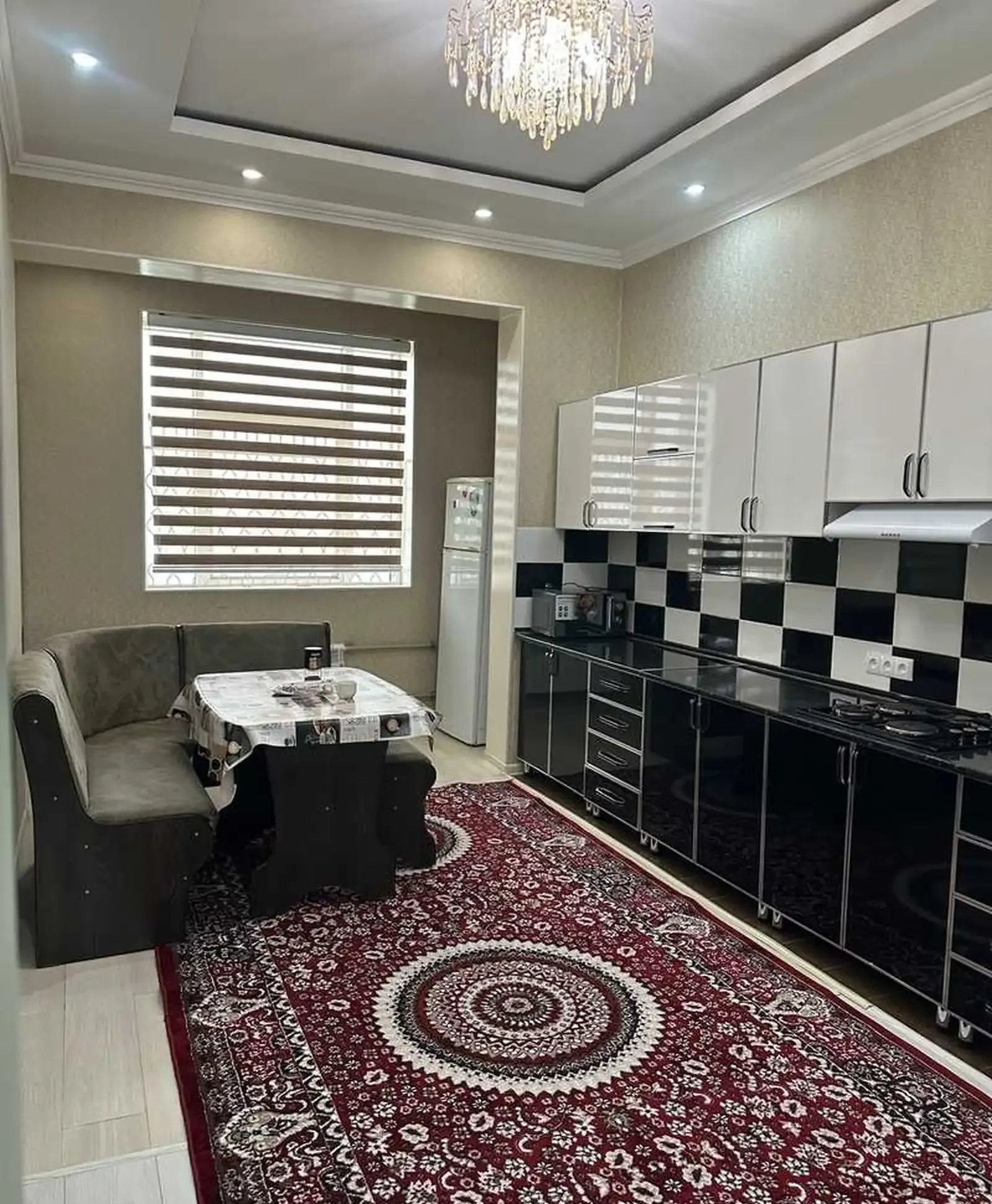 2-комн. квартира, 11 этаж, 105м², Айни 1