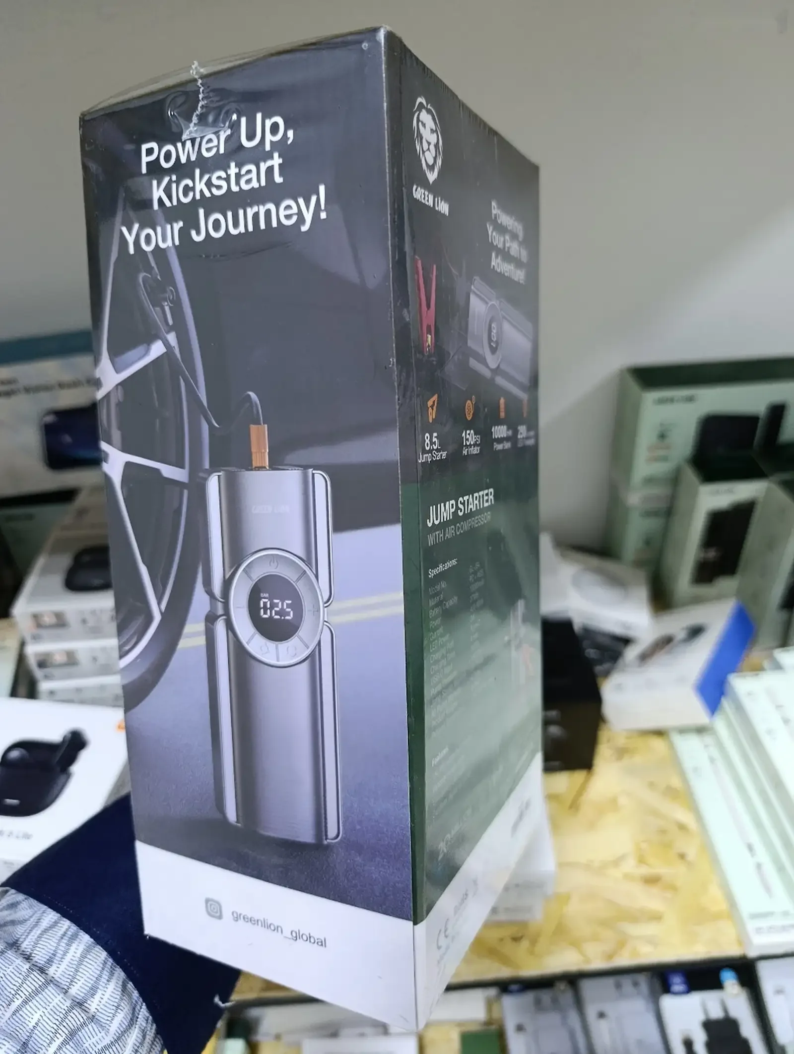 Пусковое устройство Green Lion Portable Jump Starter — фото 2