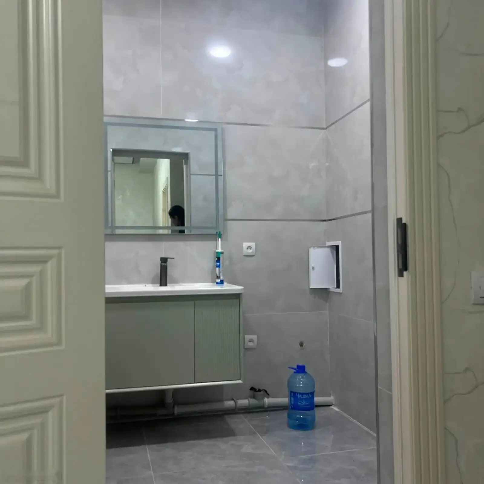 2-комн. квартира, 13 этаж, 64 м², Фирдавси