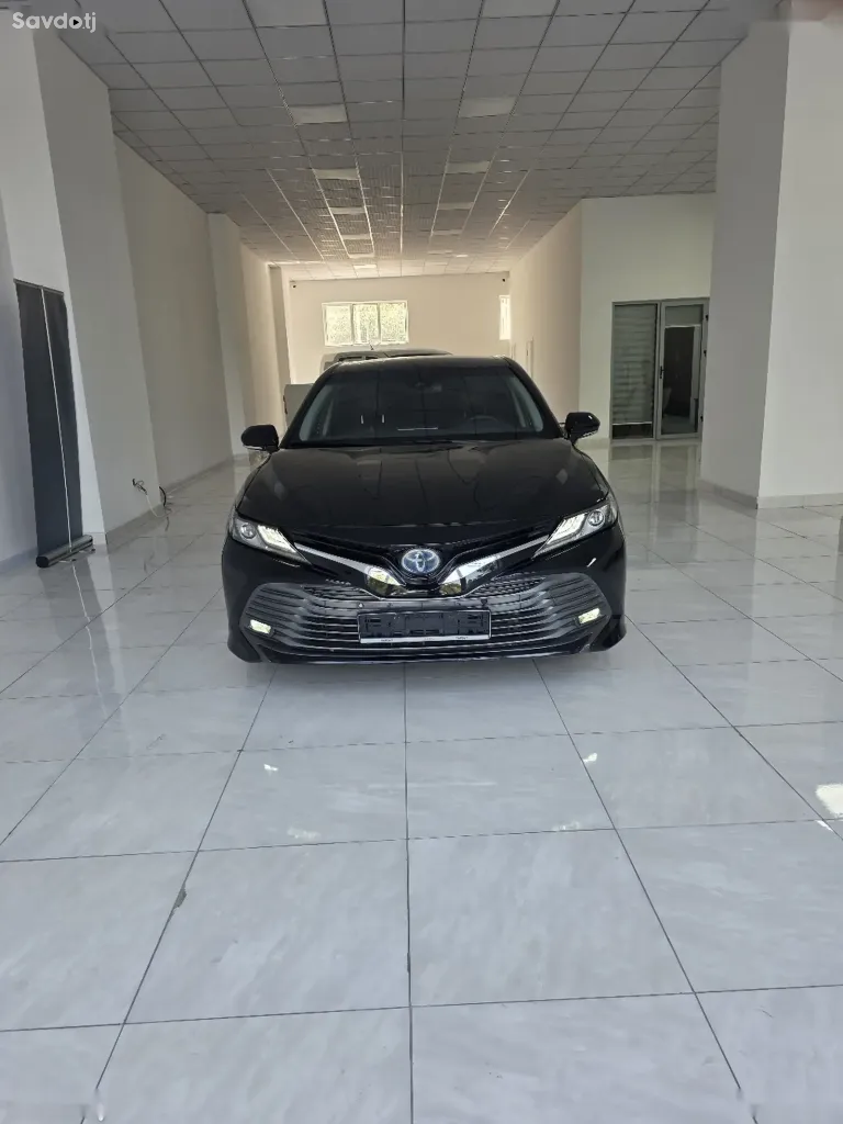 Toyota Camry, 2018