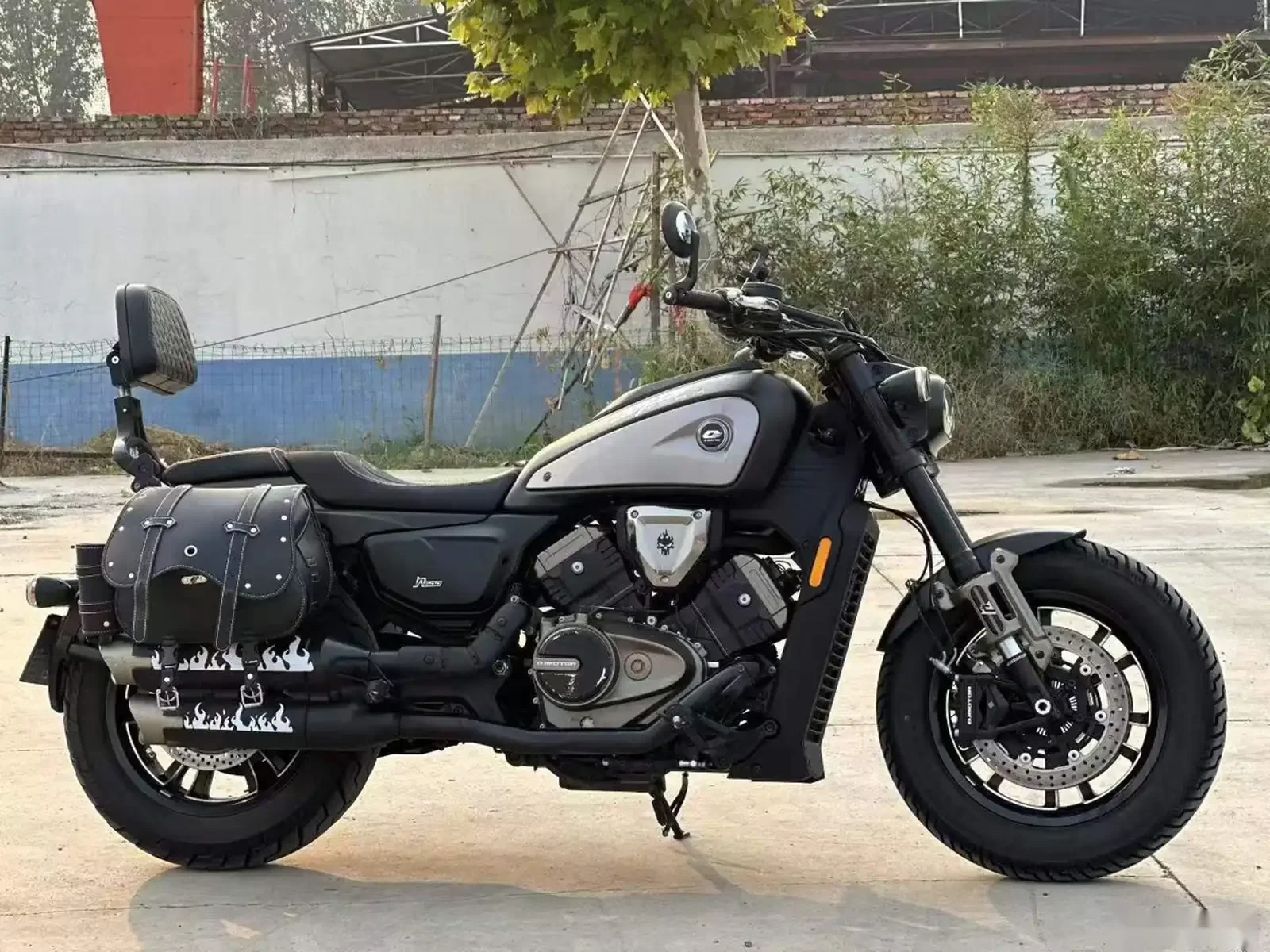 Мотоцикл QJmoto 600 — фото 4