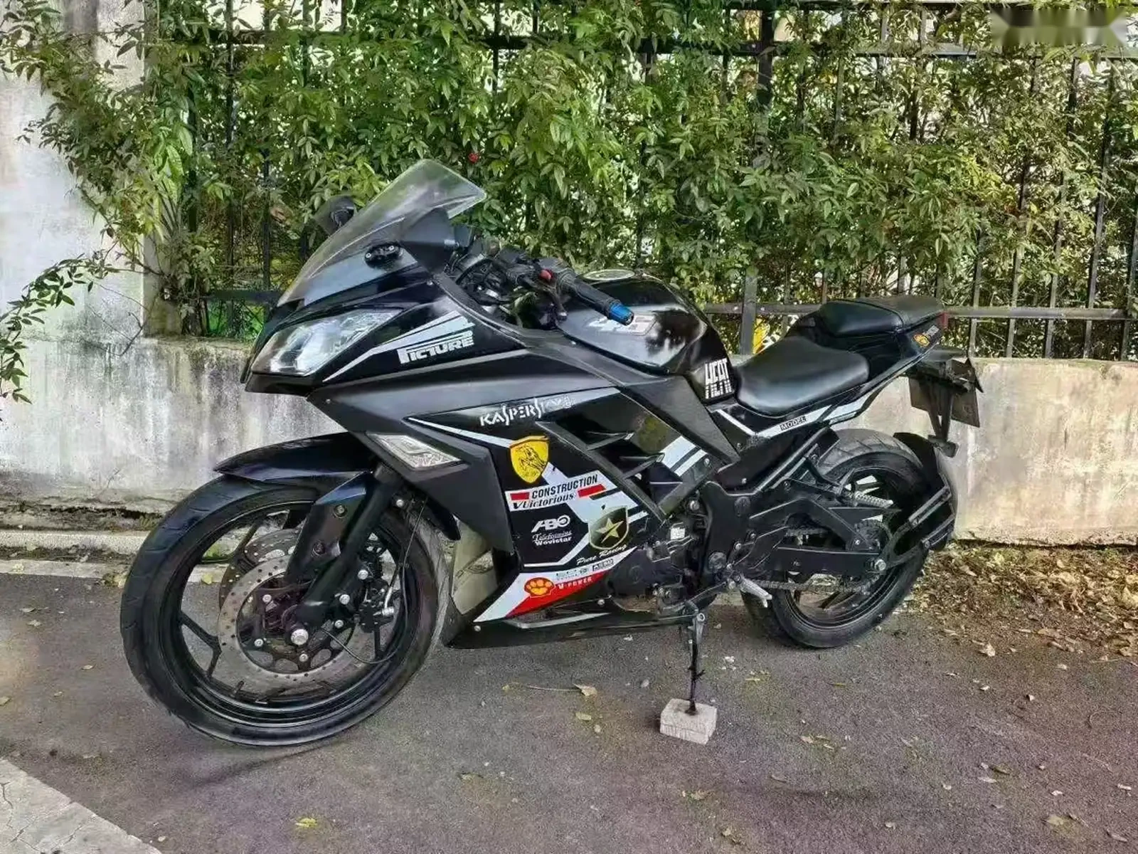 Мотоцикл Kawasaki — фото 2